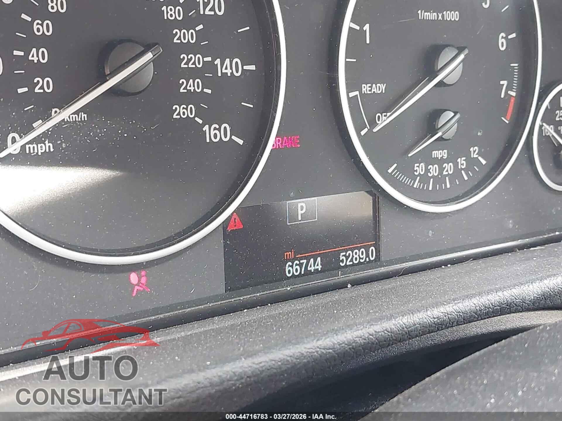 BMW 320I 2016 - WBA8E1G53GNT35677
