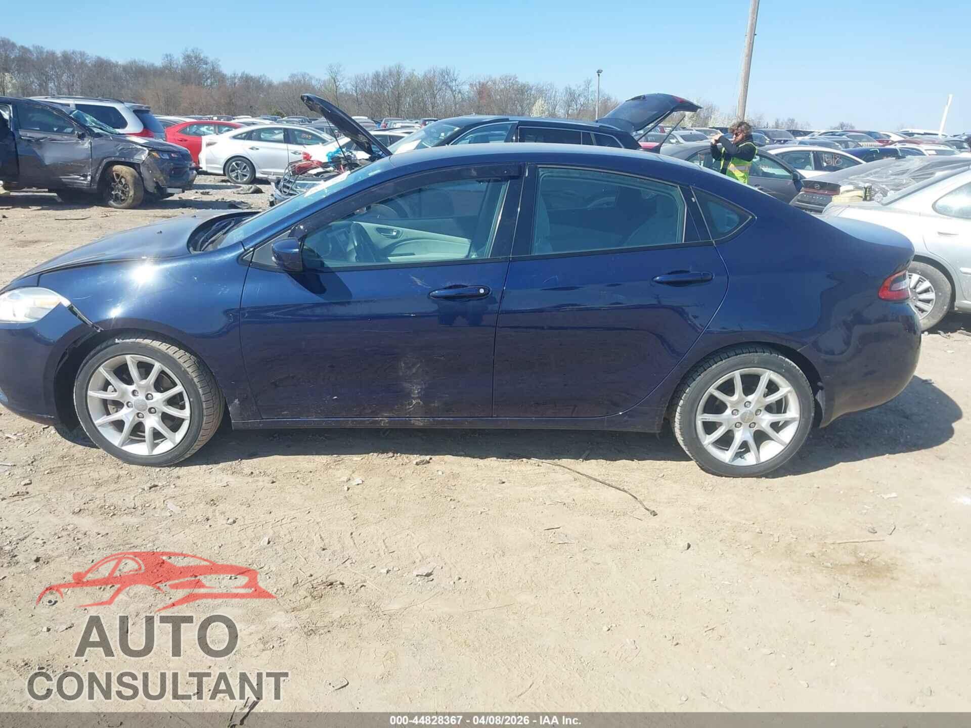 DODGE DART 2013 - 1C3CDFBA5DD136704