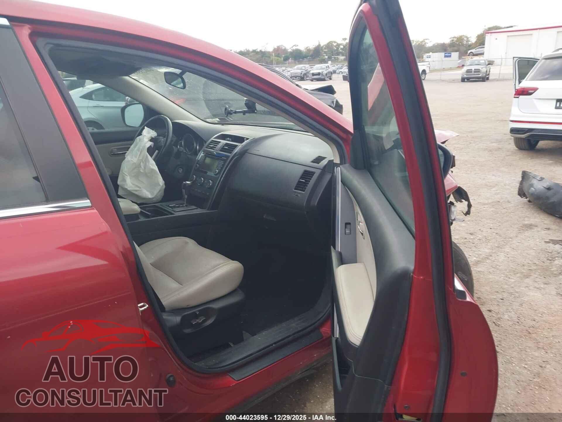 MAZDA CX-9 2015 - JM3TB2CA5F0458933