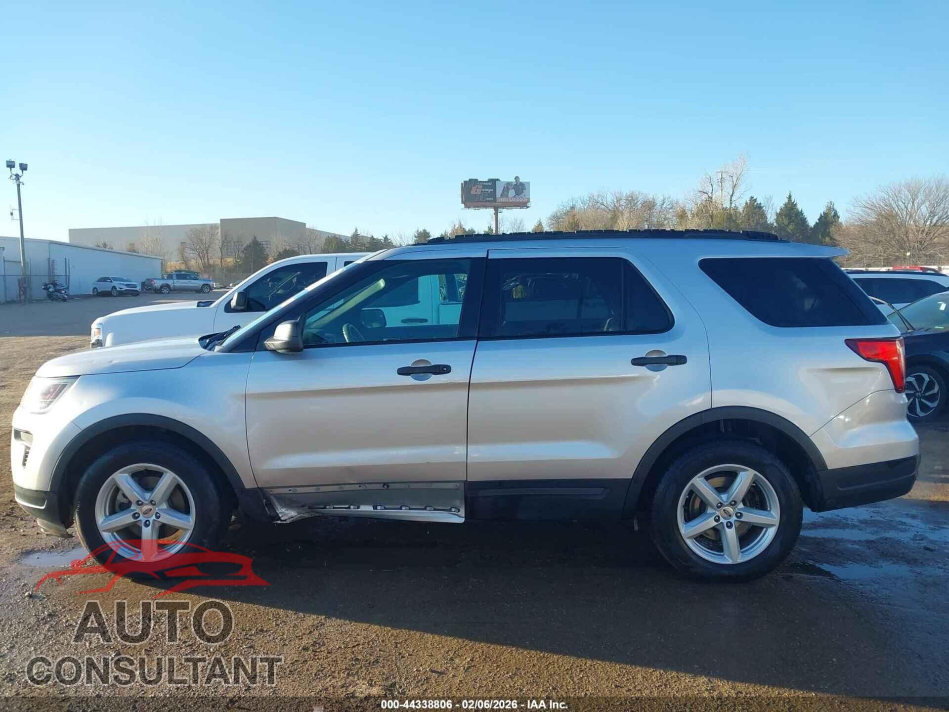 FORD EXPLORER 2018 - 1FM5K7B88JGB88525