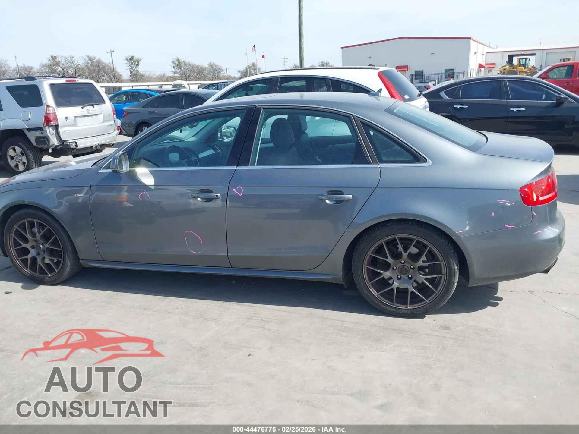 AUDI A4 2012 - WAUHFAFL7CN007203