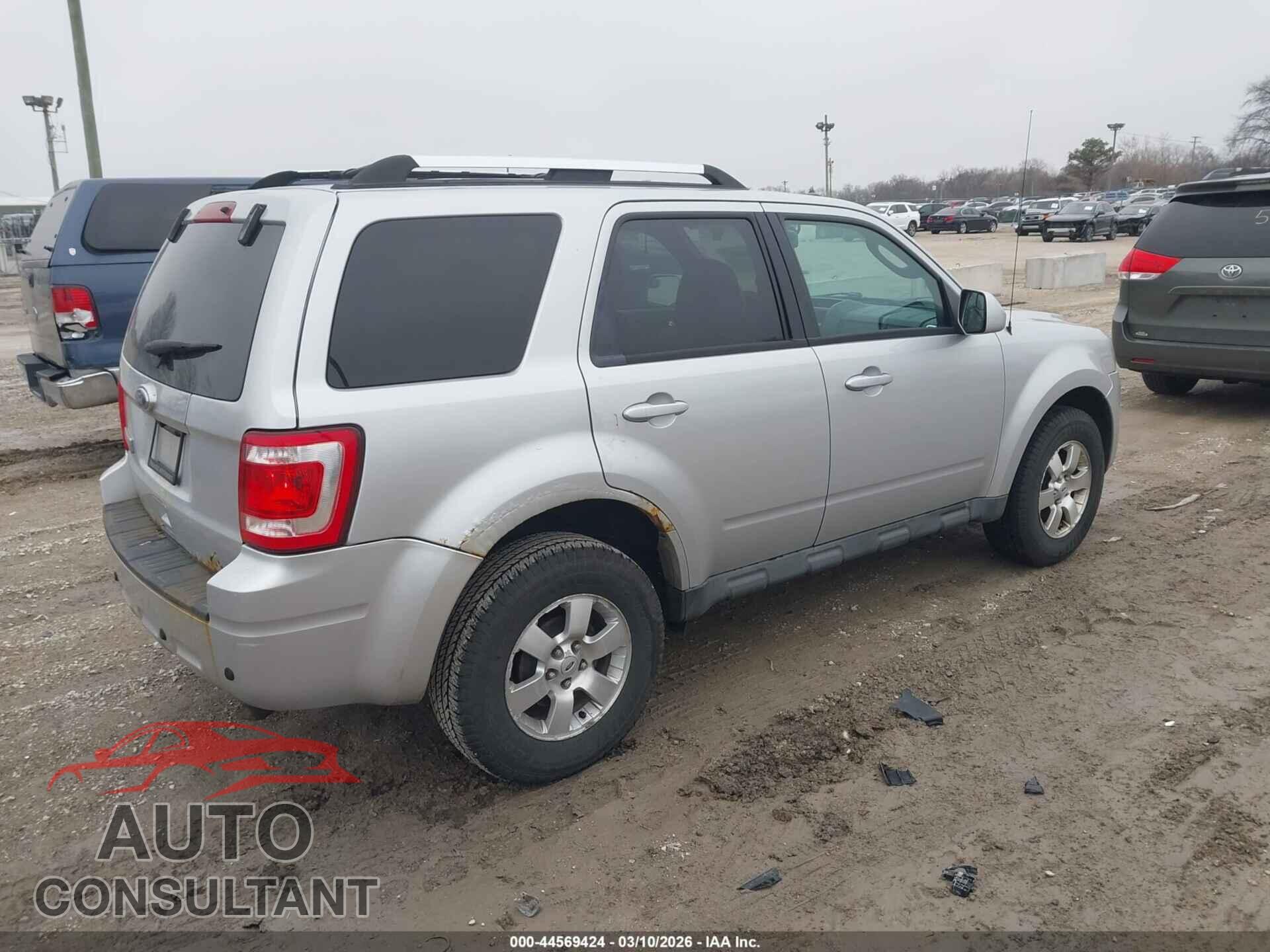 FORD ESCAPE 2010 - 1FMCU0E76AKB90587