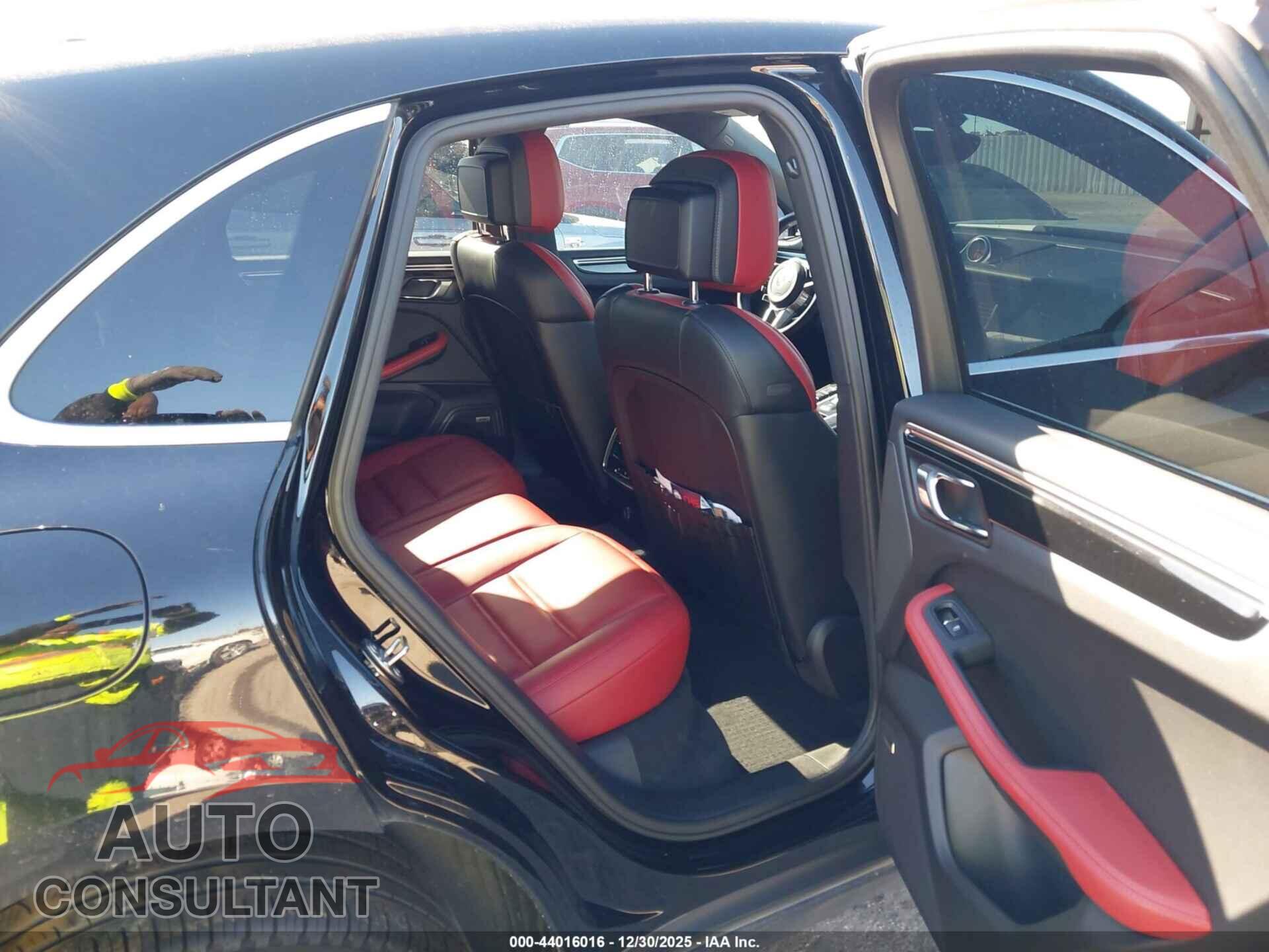 PORSCHE MACAN 2018 - WP1AB2A53JLB30504