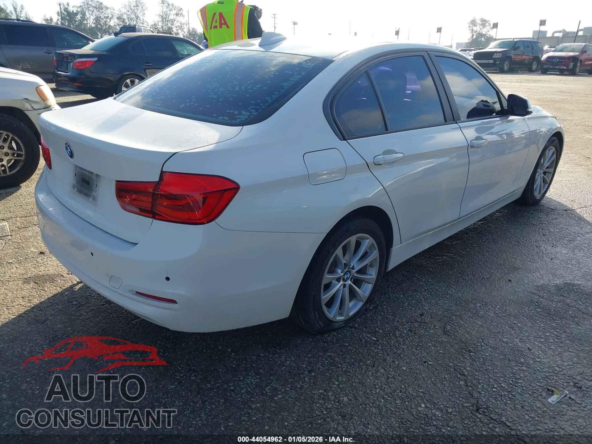 BMW 320I 2017 - WBA8E1G38HNU17517