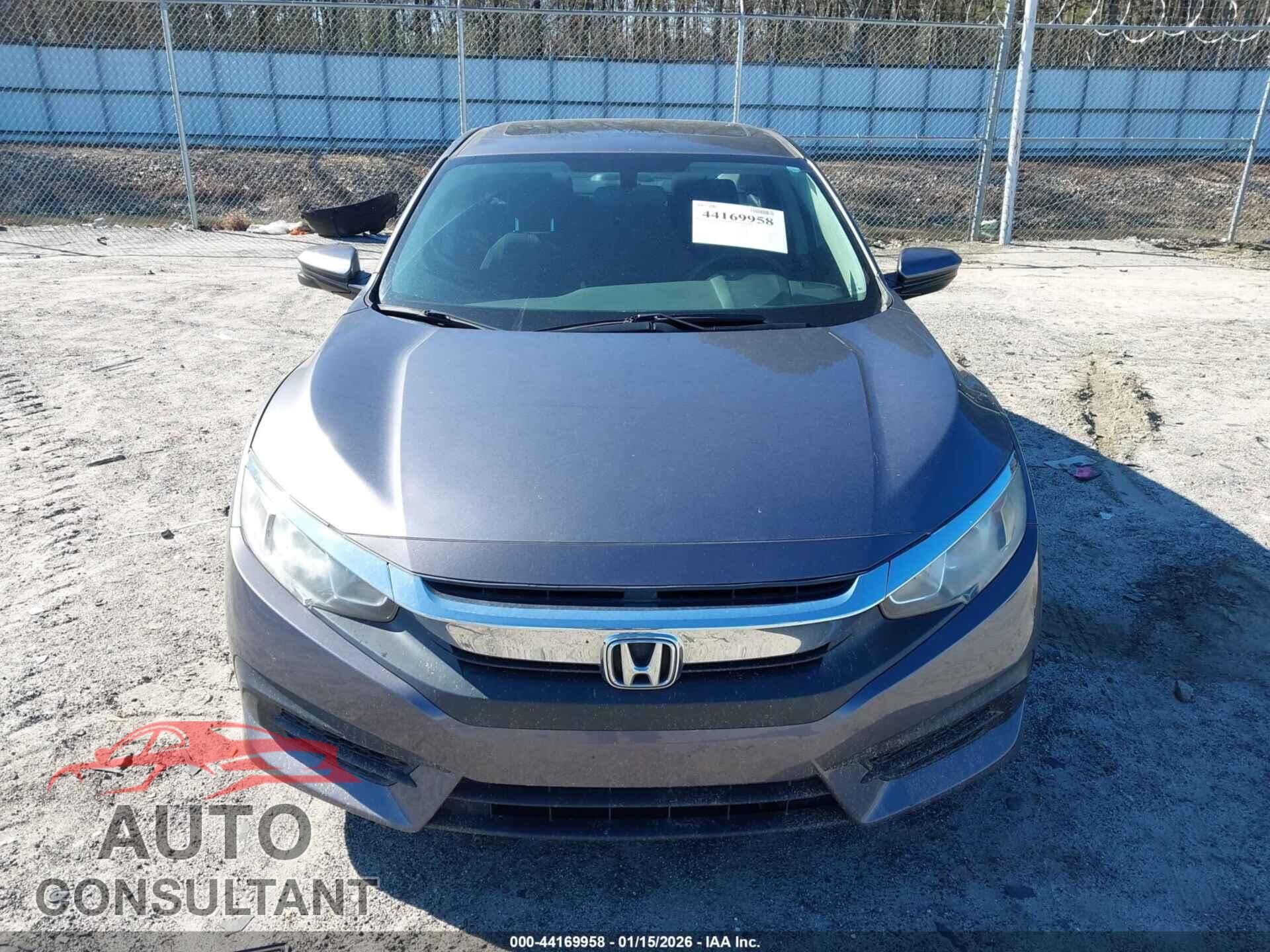 HONDA CIVIC 2017 - 19XFC2F77HE077887