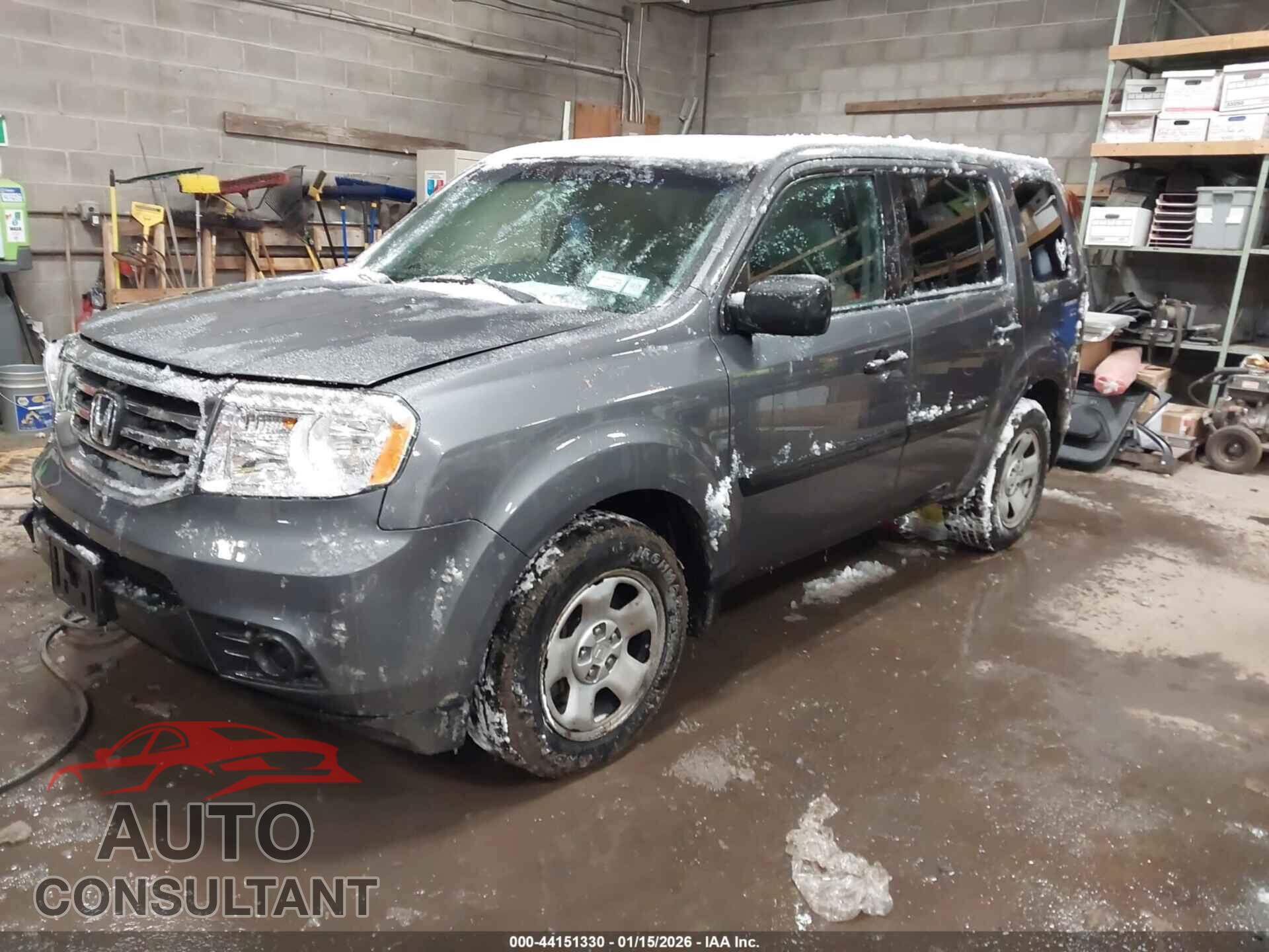 HONDA PILOT 2015 - 5FNYF4H27FB018052