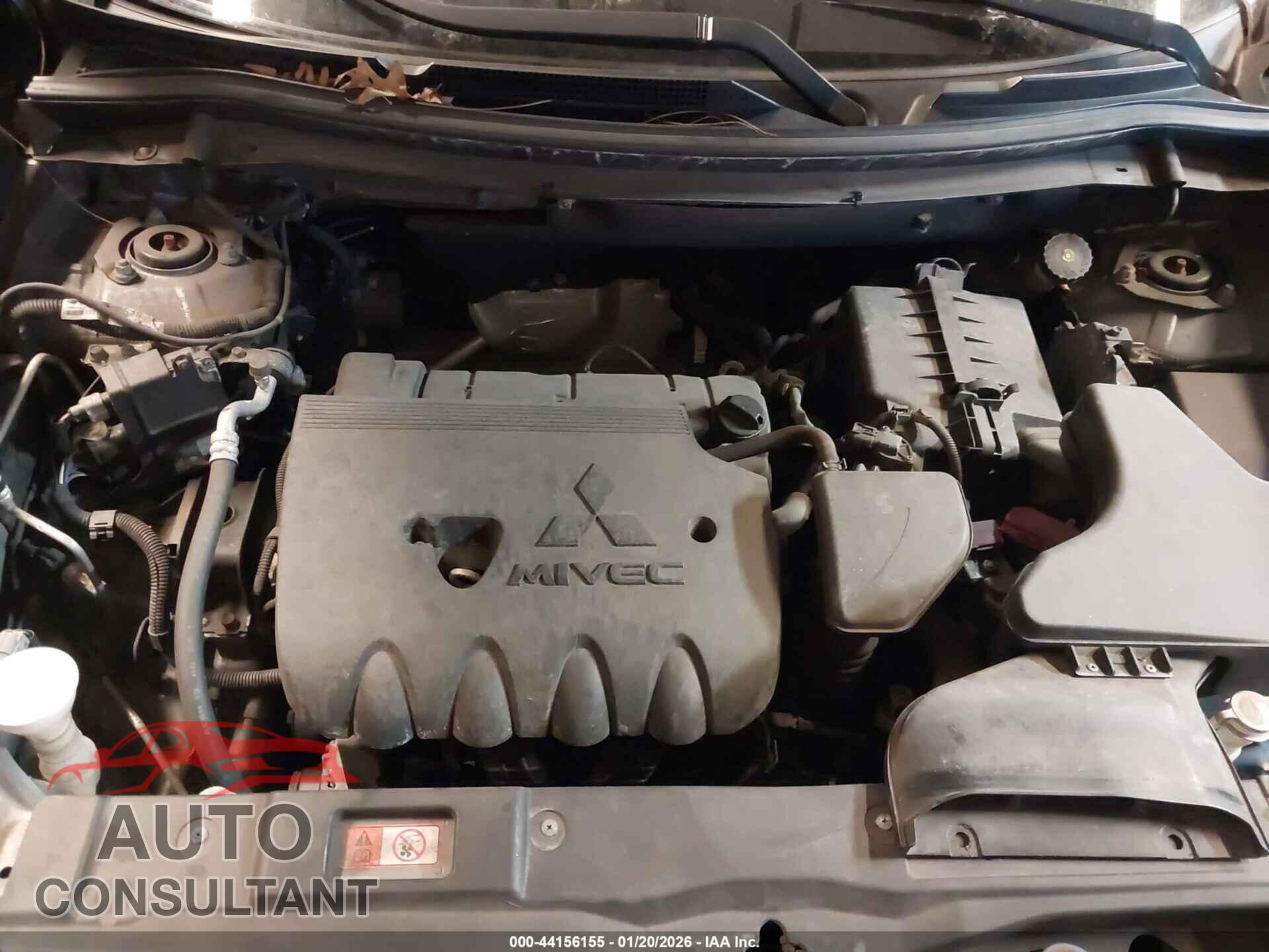 MITSUBISHI OUTLANDER 2019 - JA4AD2A35KZ002915