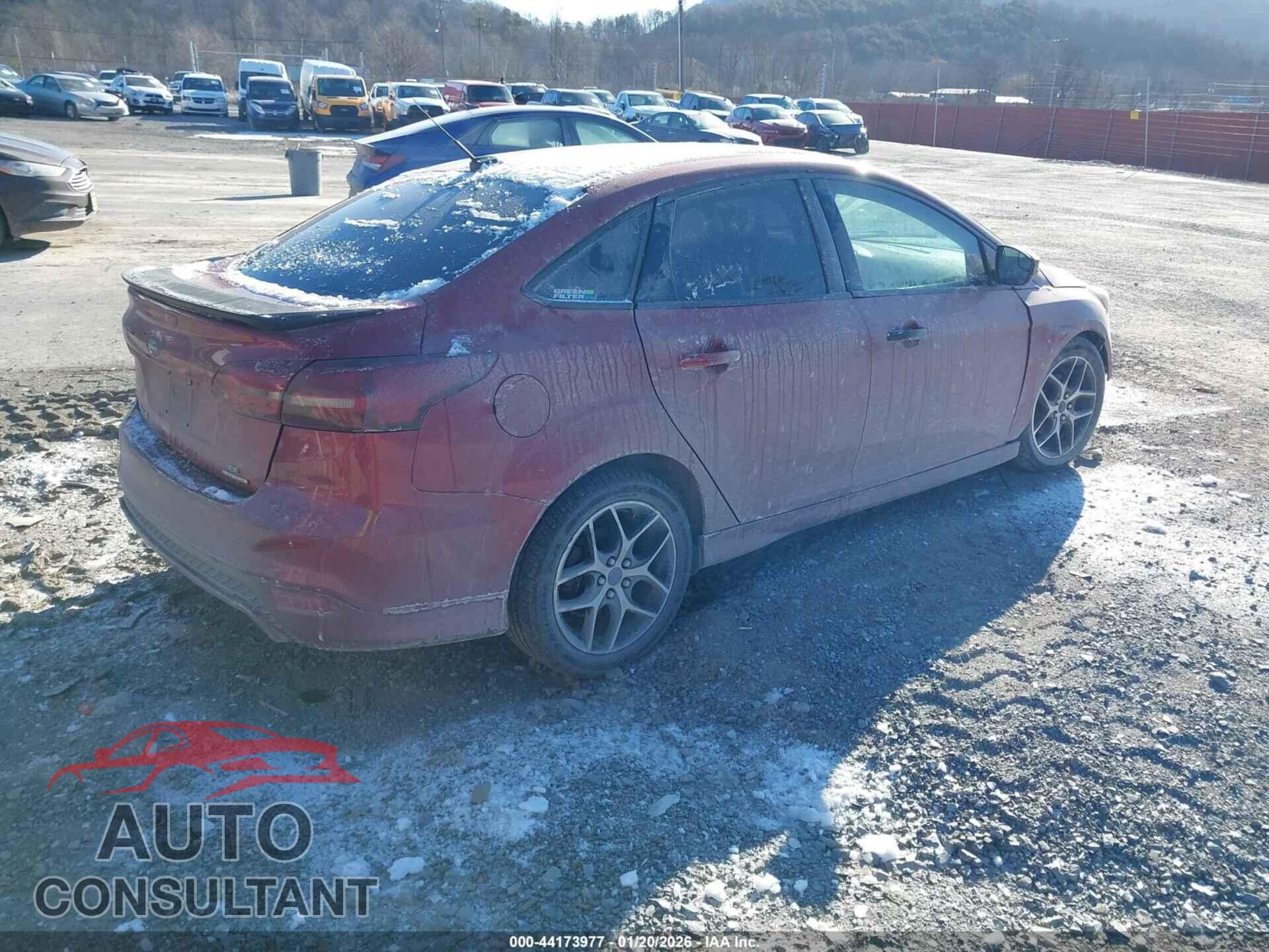 FORD FOCUS 2015 - 1FADP3F21FL356297