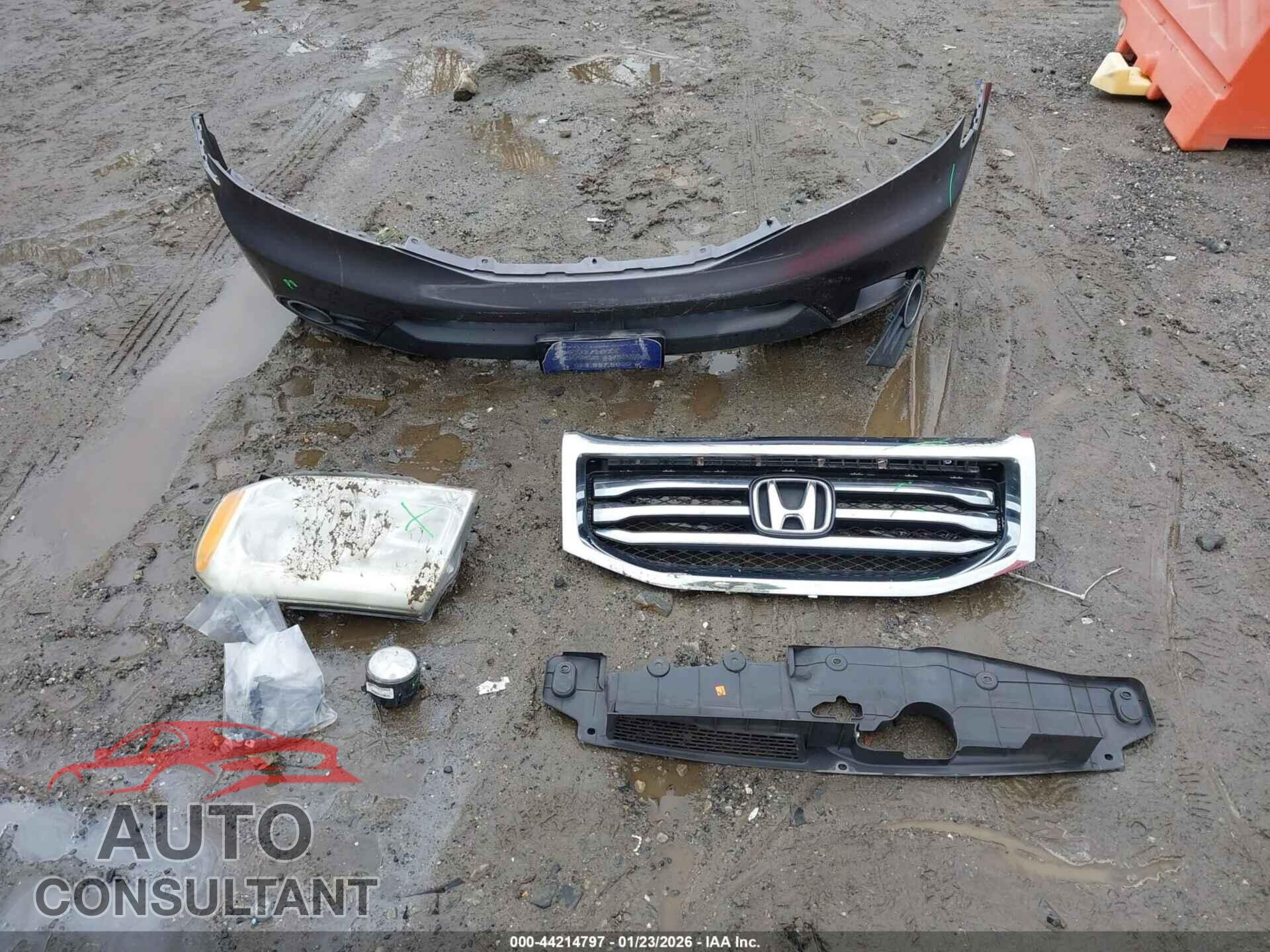 HONDA PILOT 2014 - 5FNYF3H5XEB006982
