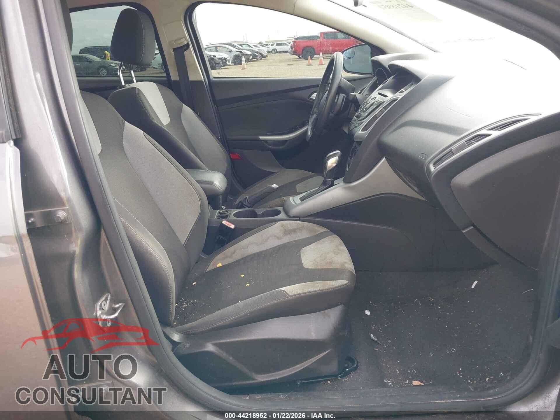FORD FOCUS 2012 - 1FAHP3F27CL343194