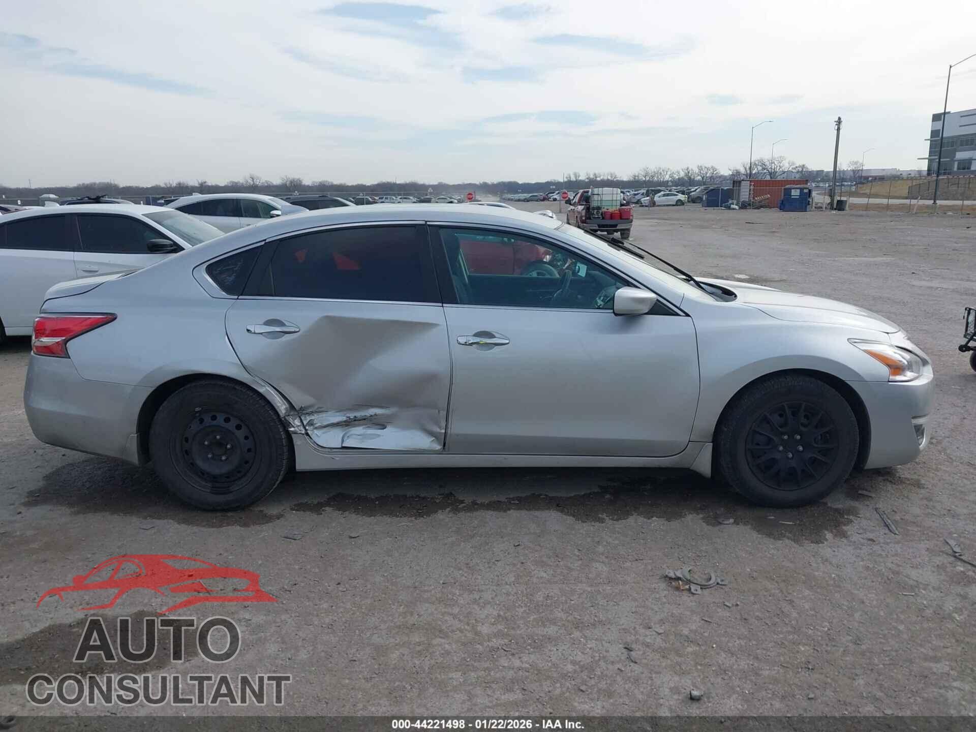 NISSAN ALTIMA 2015 - 1N4AL3AP9FC213809