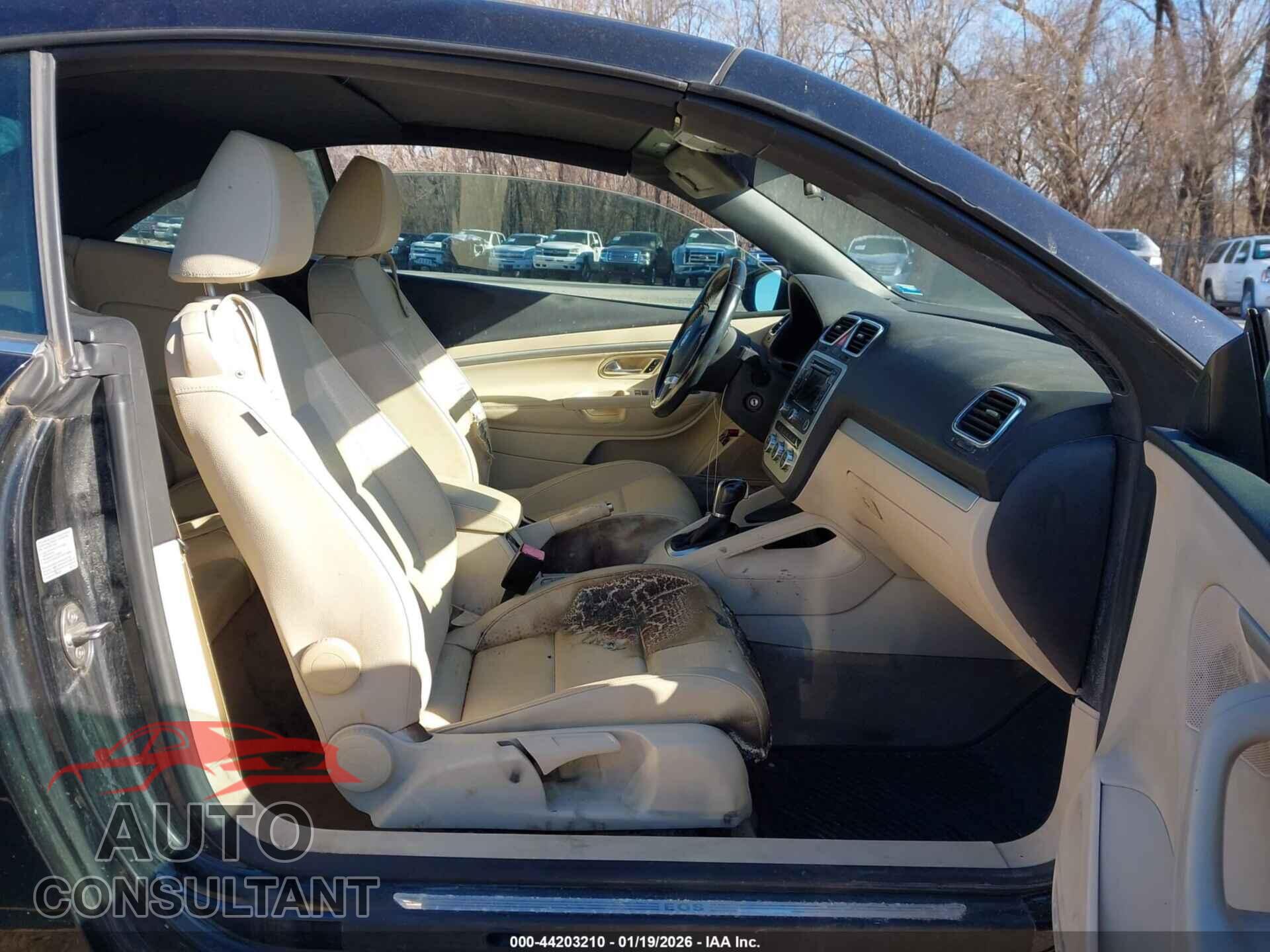 VOLKSWAGEN EOS 2014 - WVWBW8AH9EV004584