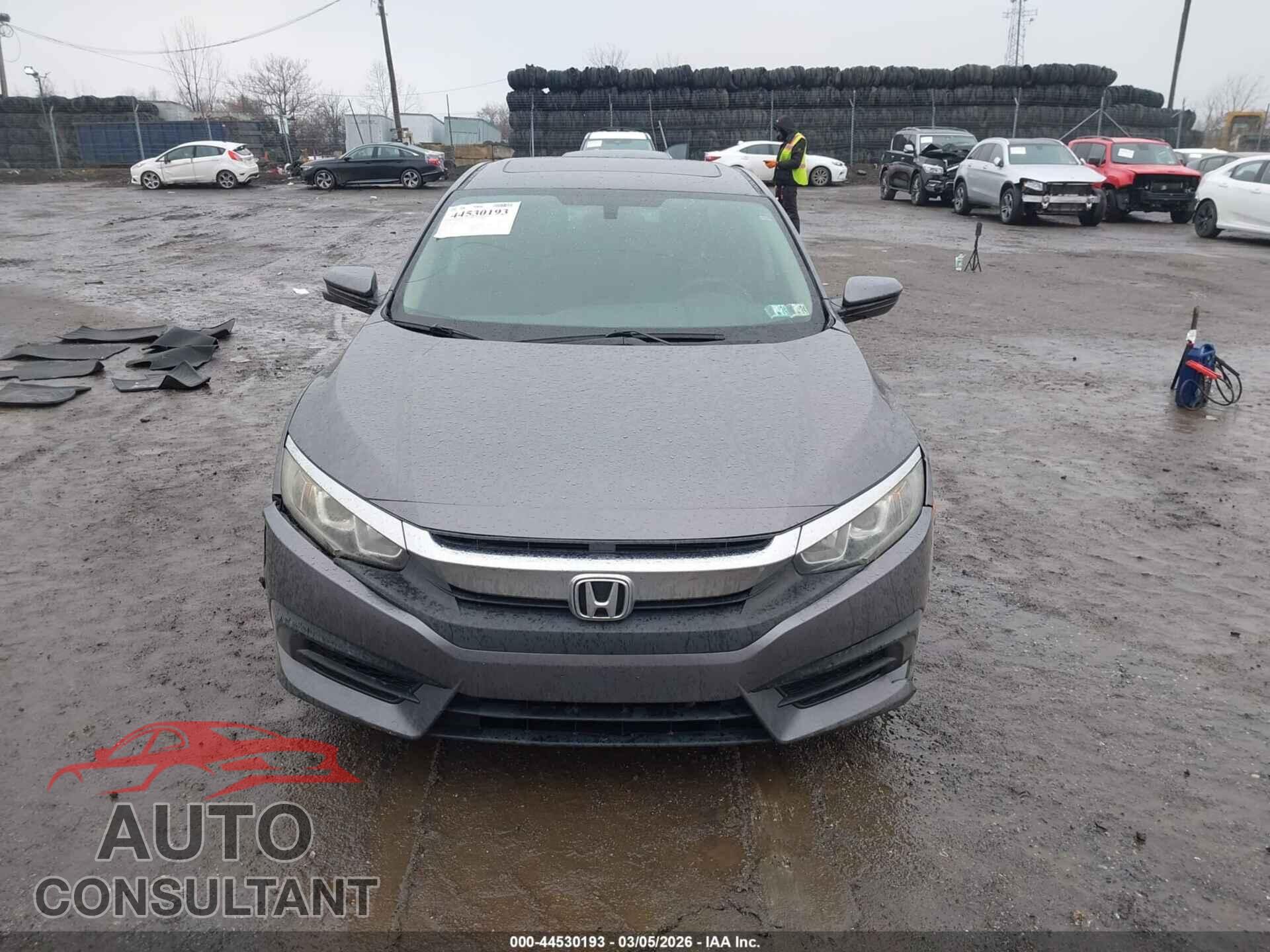 HONDA CIVIC 2017 - 19XFC2F76HE204726
