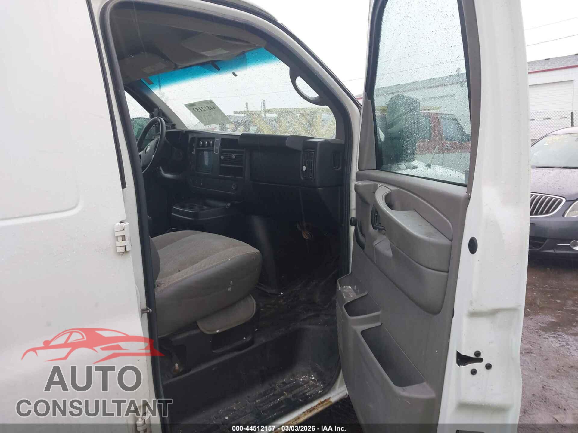 CHEVROLET EXPRESS 2500 2012 - 1GCWGFCA7C1167709