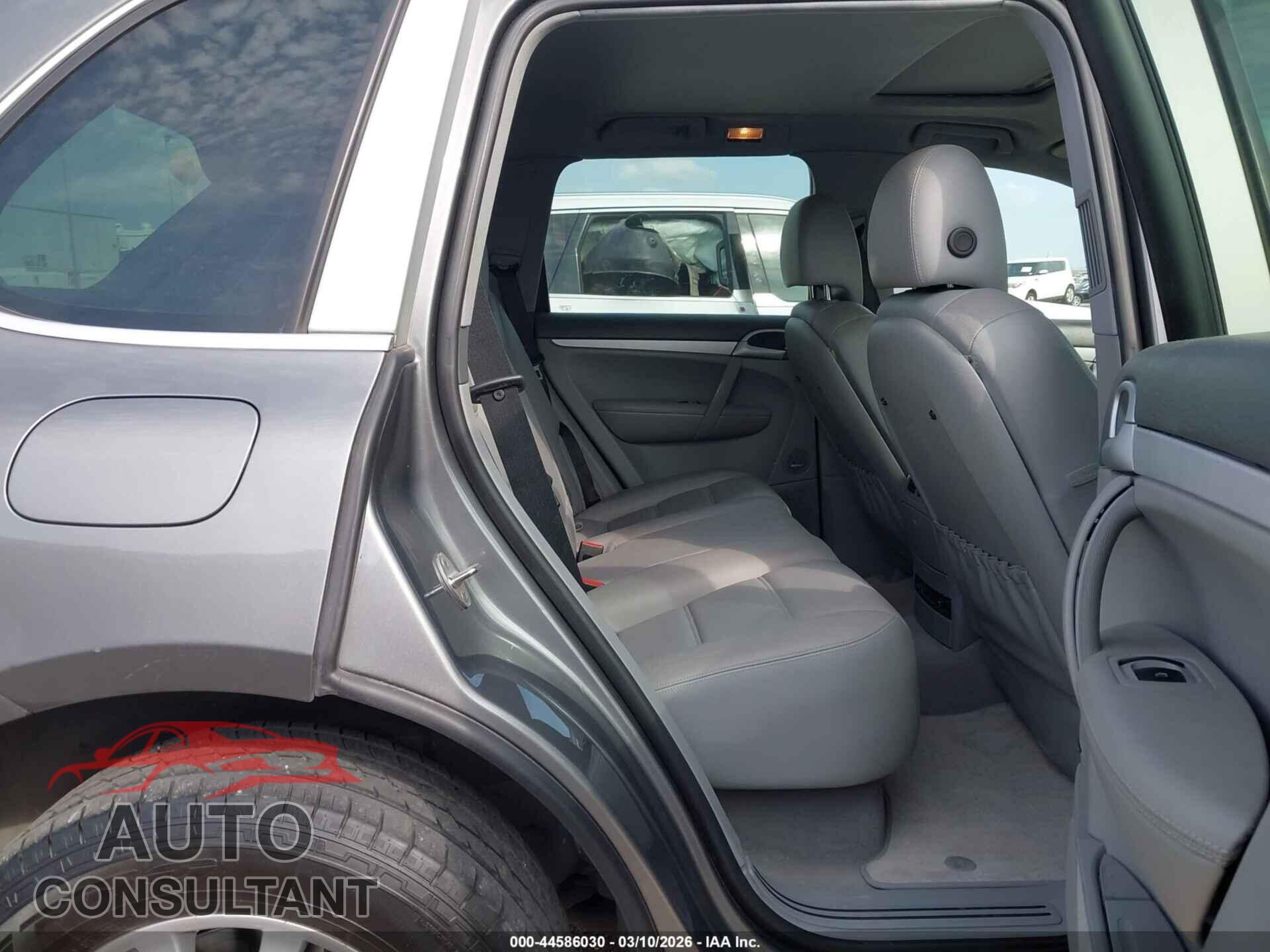 PORSCHE CAYENNE 2009 - WP1AA29P29LA11329