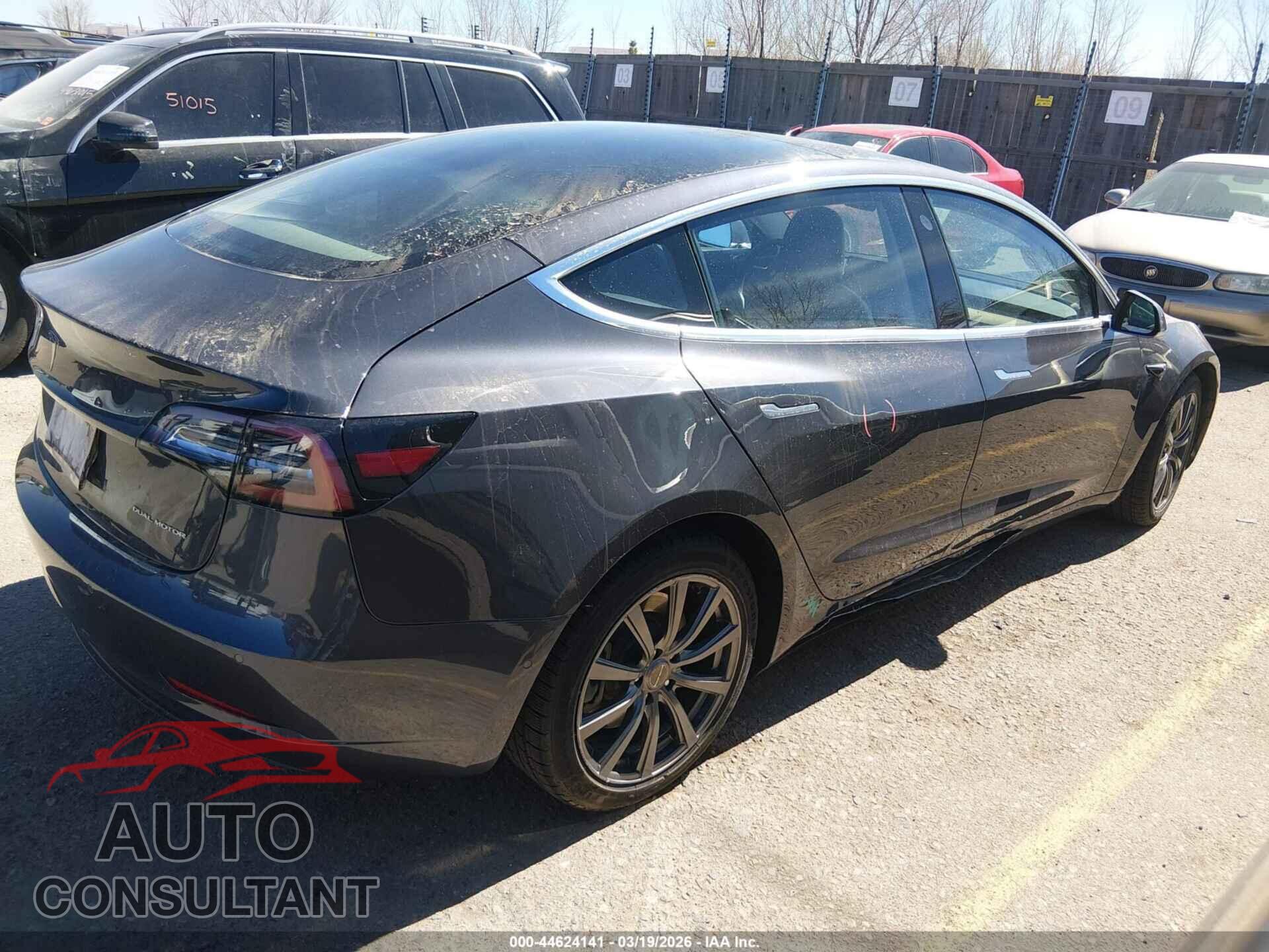 TESLA MODEL 3 2018 - 5YJ3E1EB2JF119329