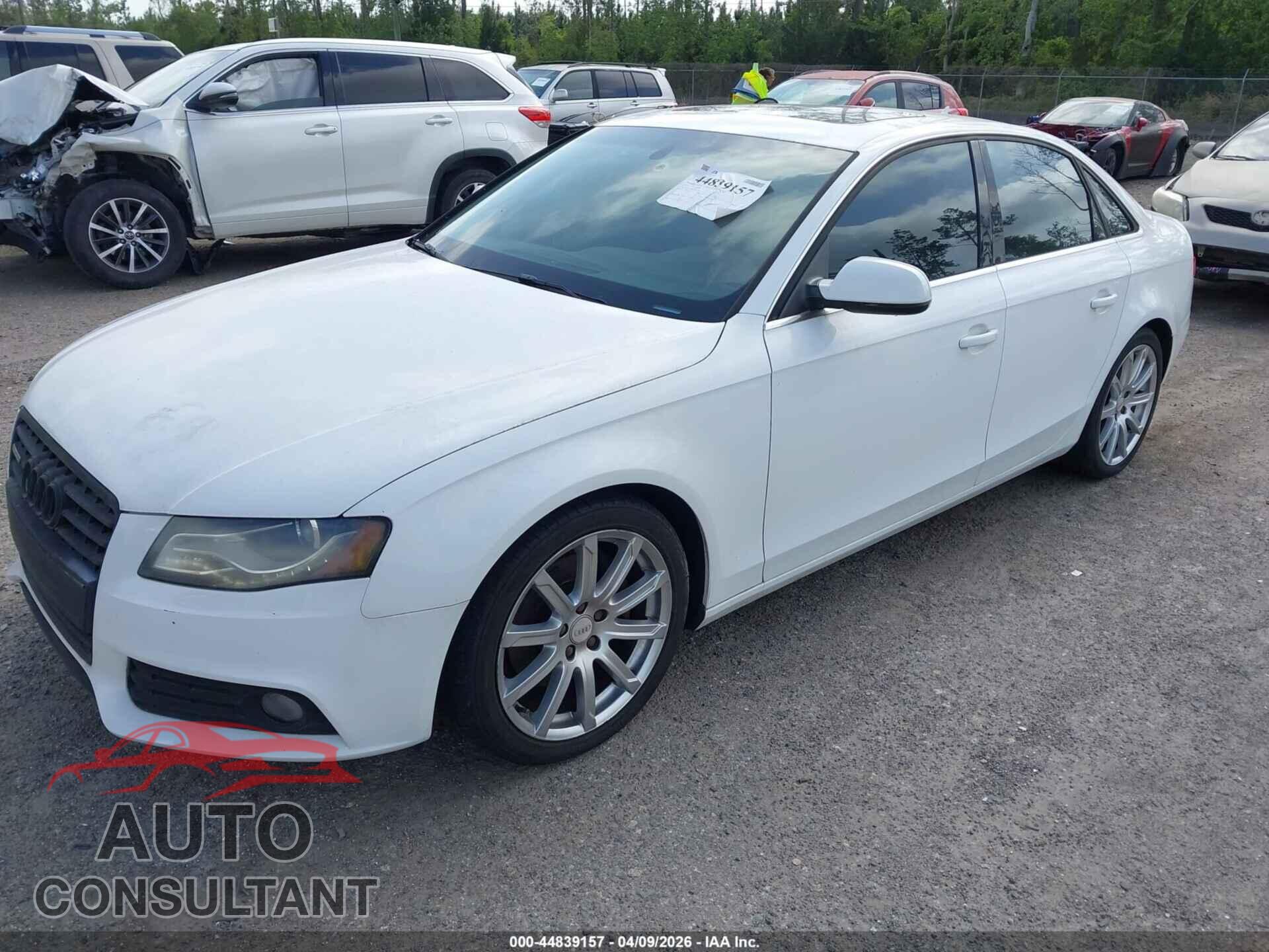 AUDI A4 2011 - WAUEFAFL4BN002610