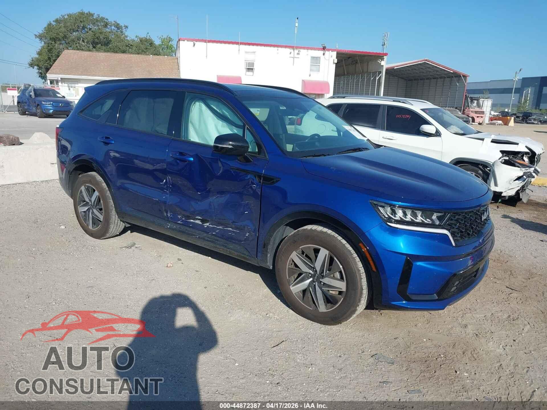 KIA SORENTO 2023 - 5XYRH4LF5PG236736