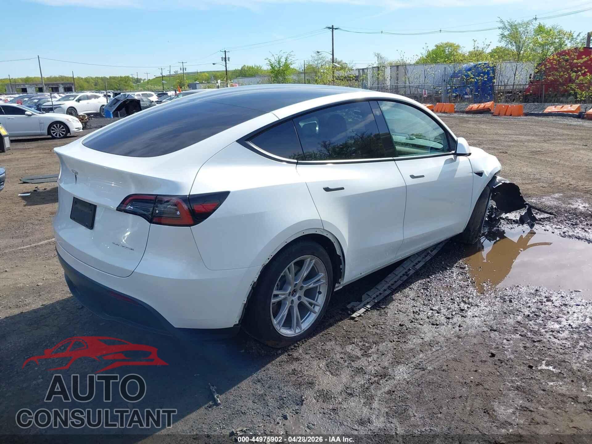 TESLA MODEL Y 2023 - 7SAYGDEE2PF763324