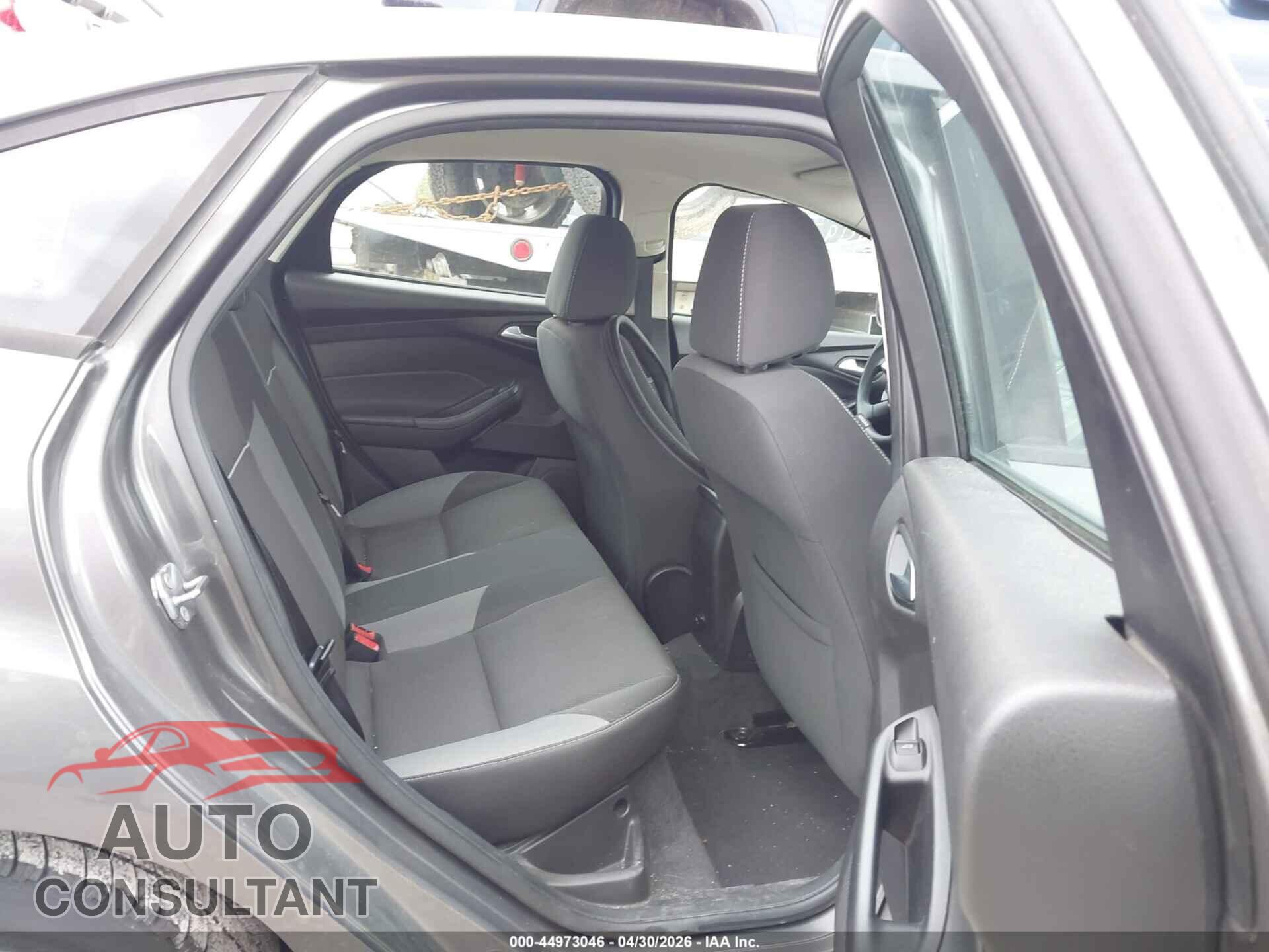 FORD FOCUS 2012 - 1FAHP3F24CL427585