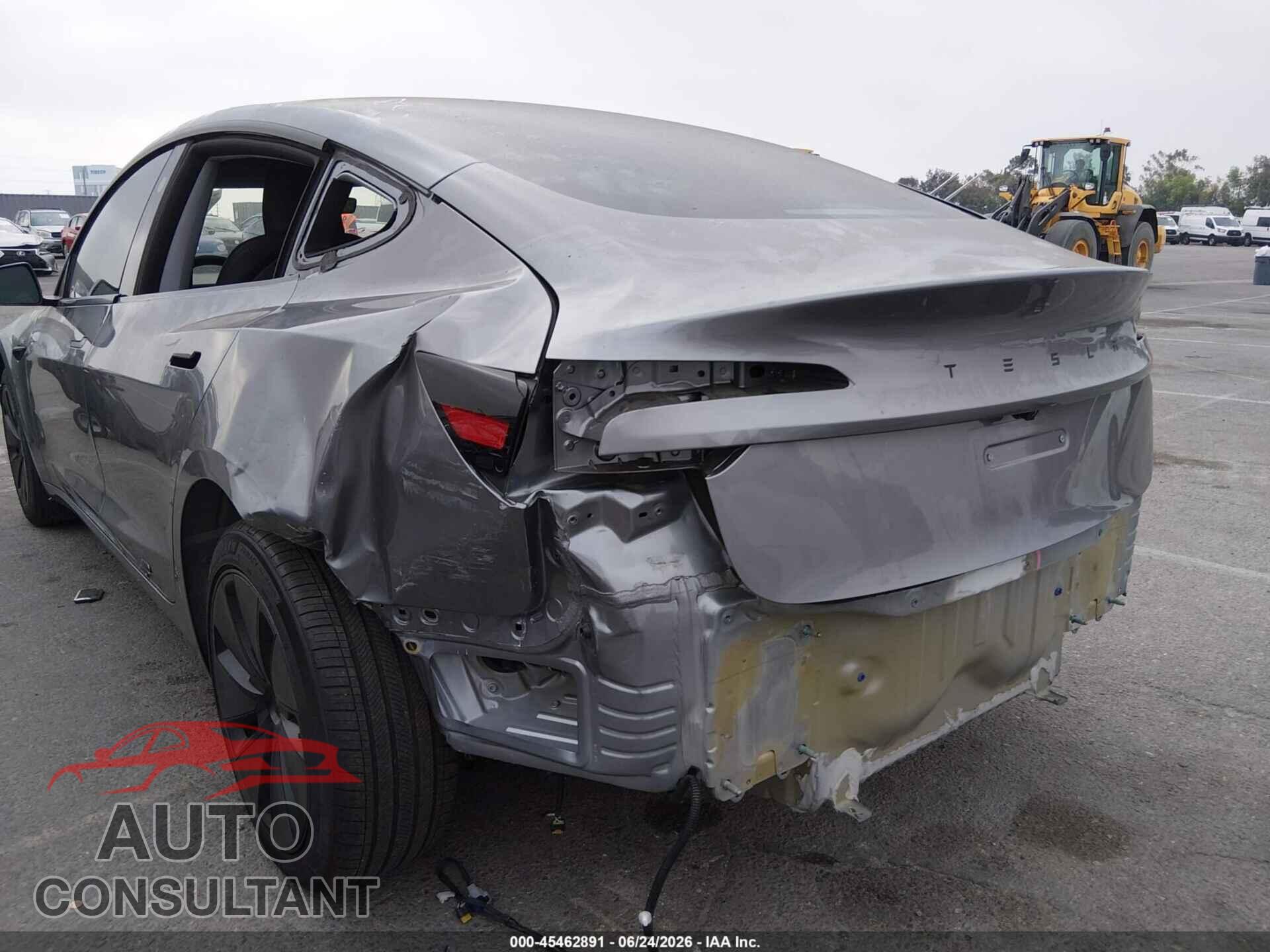TESLA MODEL 3 2025 - 5YJ3E1EA4SF021430