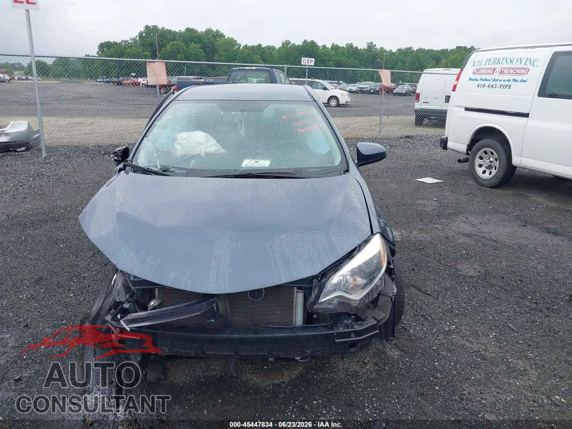 TOYOTA COROLLA 2015 - 2T1BURHEXFC245940