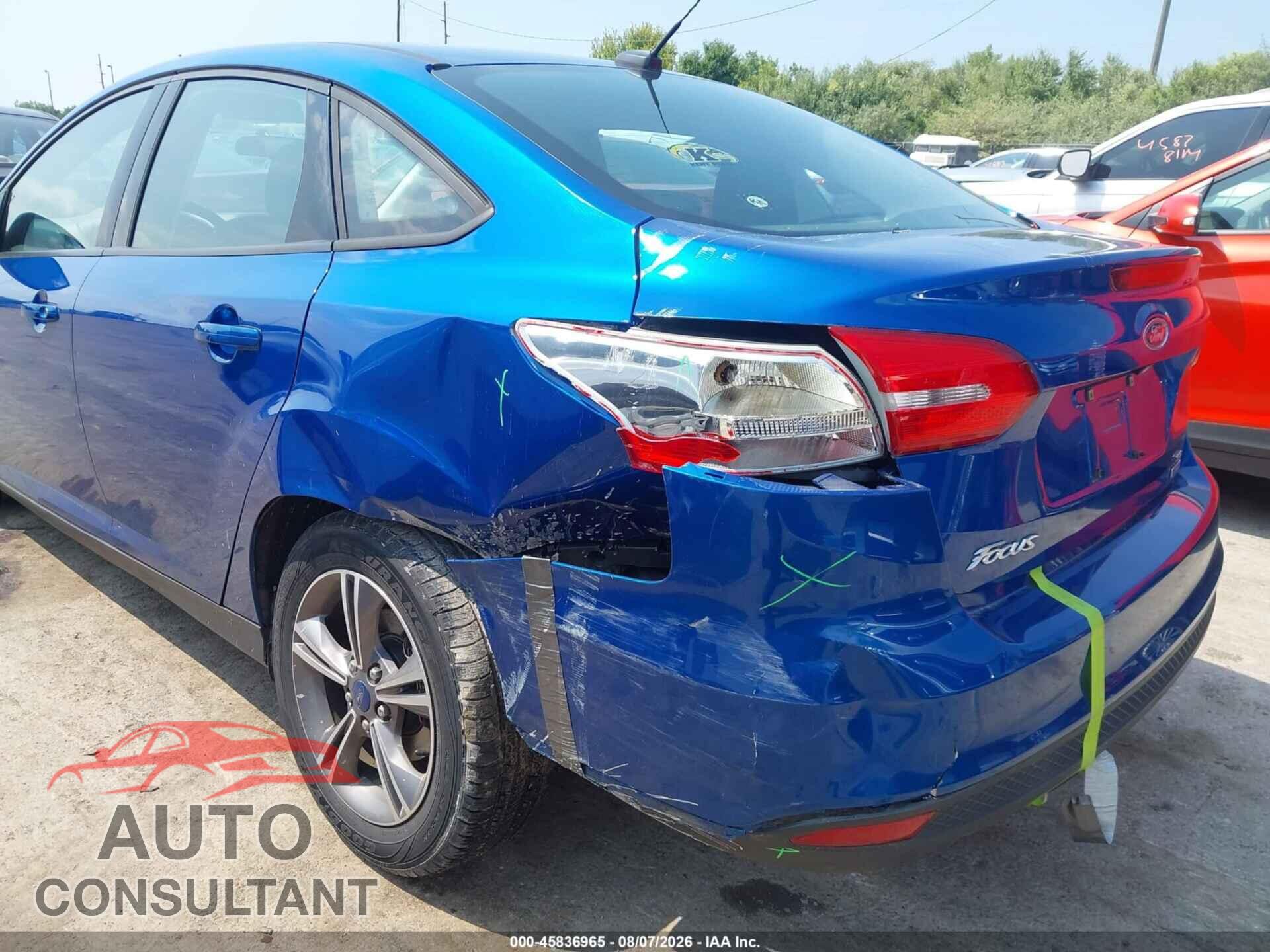 FORD FOCUS 2018 - 1FADP3FE7JL215592