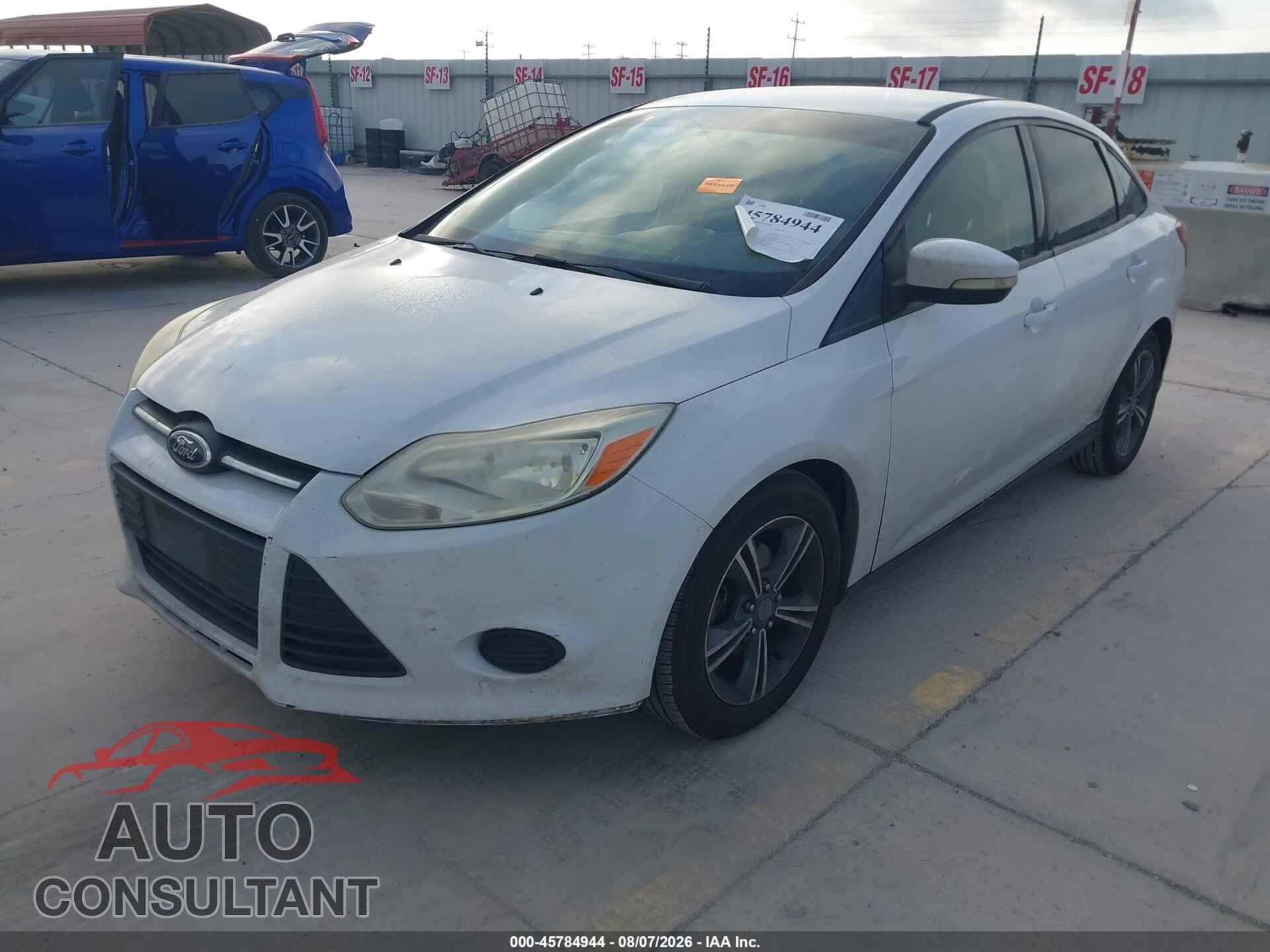 FORD FOCUS 2014 - 1FADP3F23EL196096