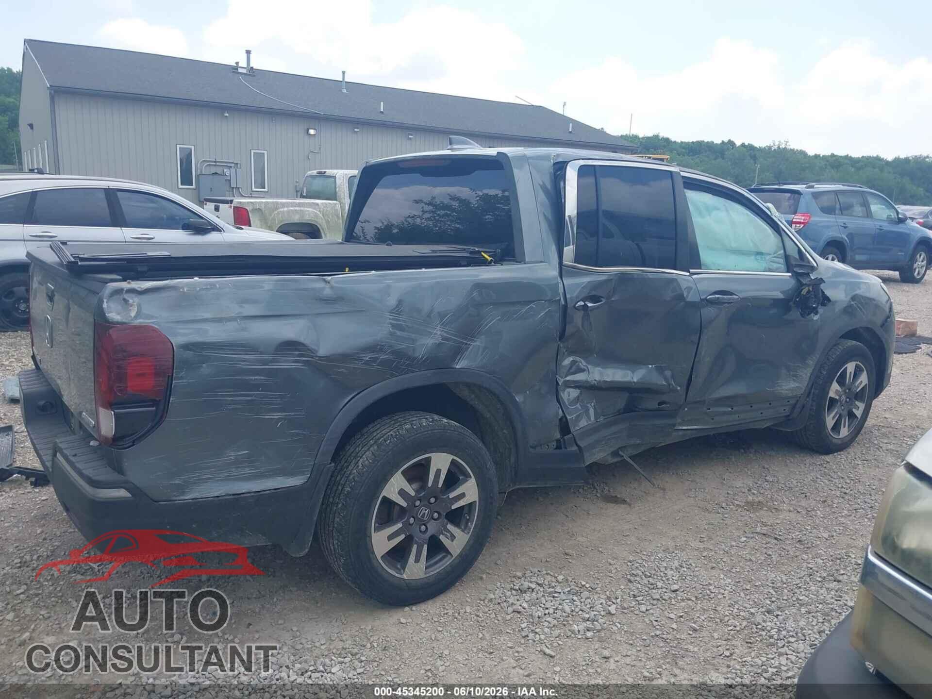 HONDA RIDGELINE 2017 - 5FPYK3F63HB016093
