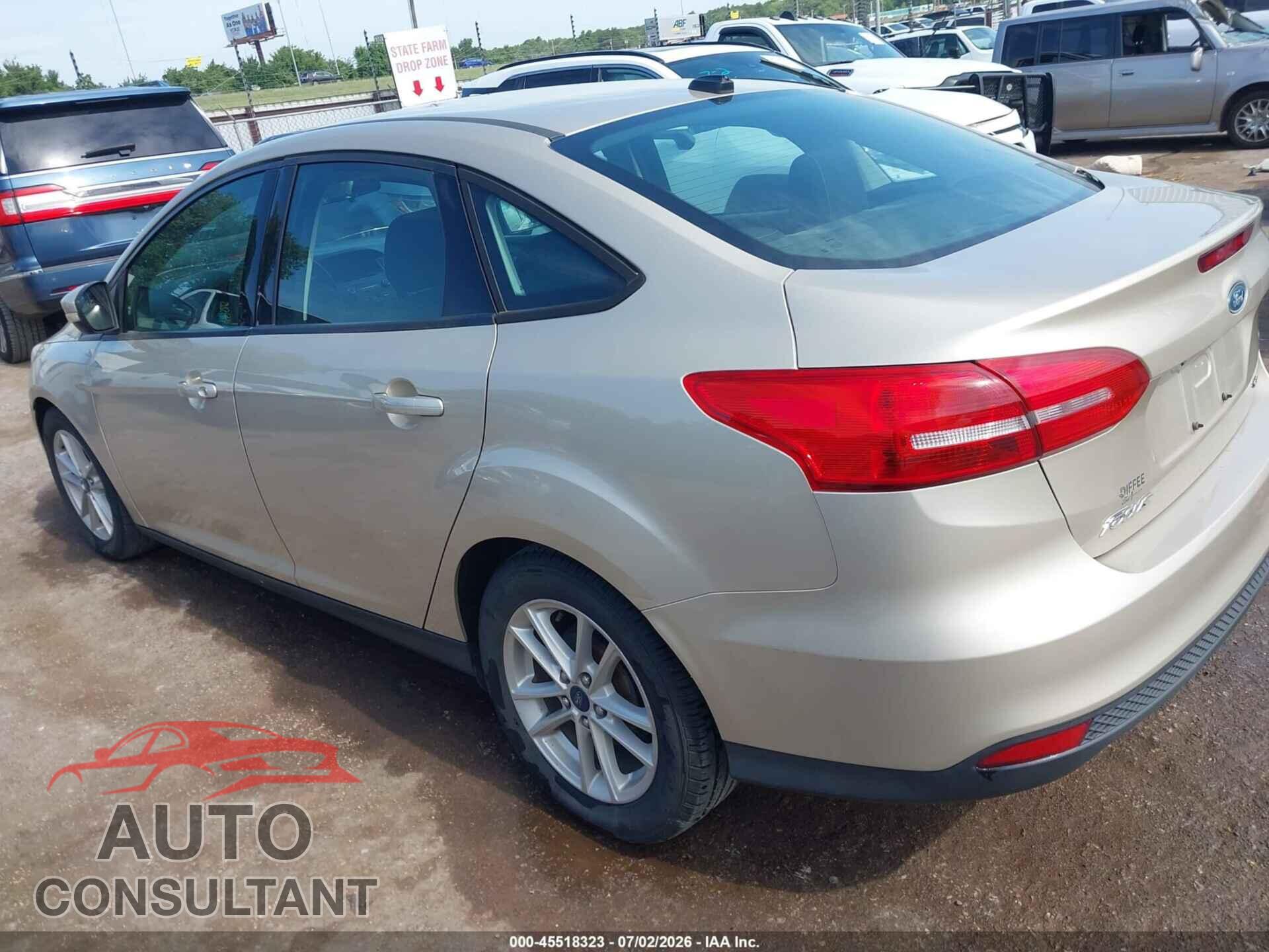 FORD FOCUS 2017 - 1FADP3F25HL329722