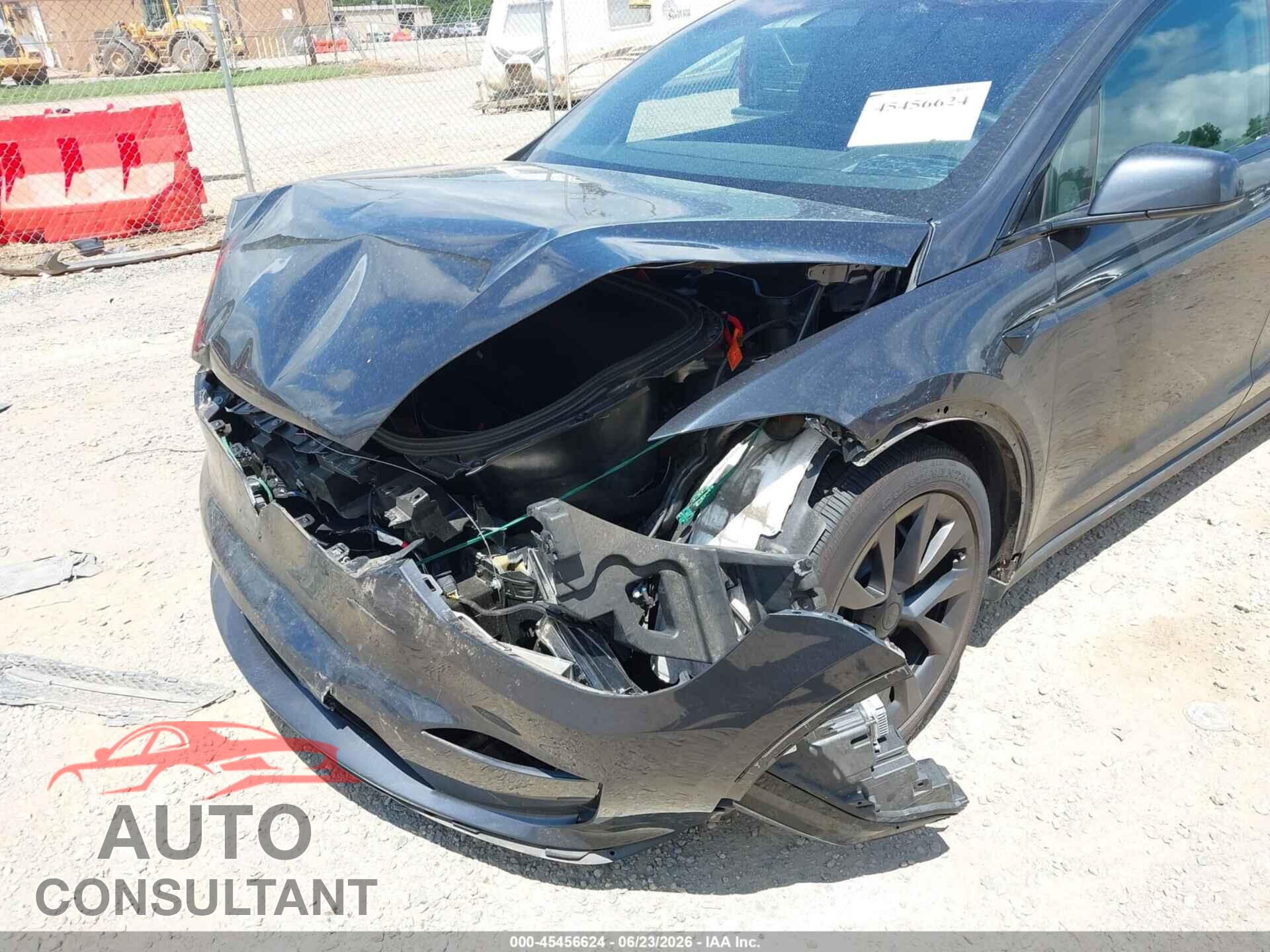 TESLA MODEL X 2024 - 7SAXCDE54RF444792