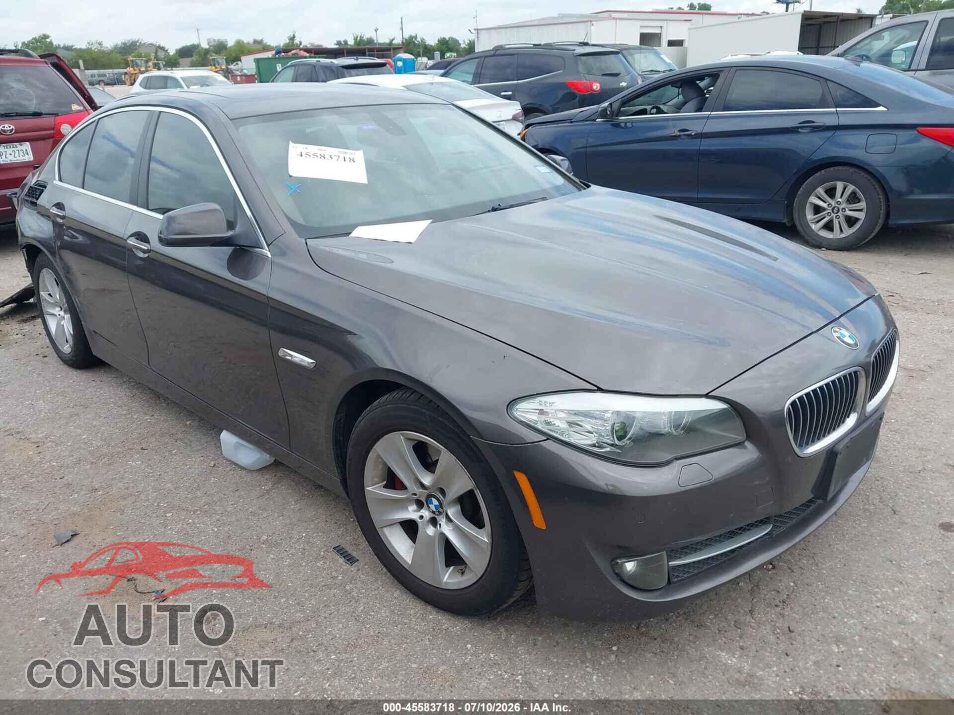 BMW 528I 2011 - WBAFR1C53BC740976