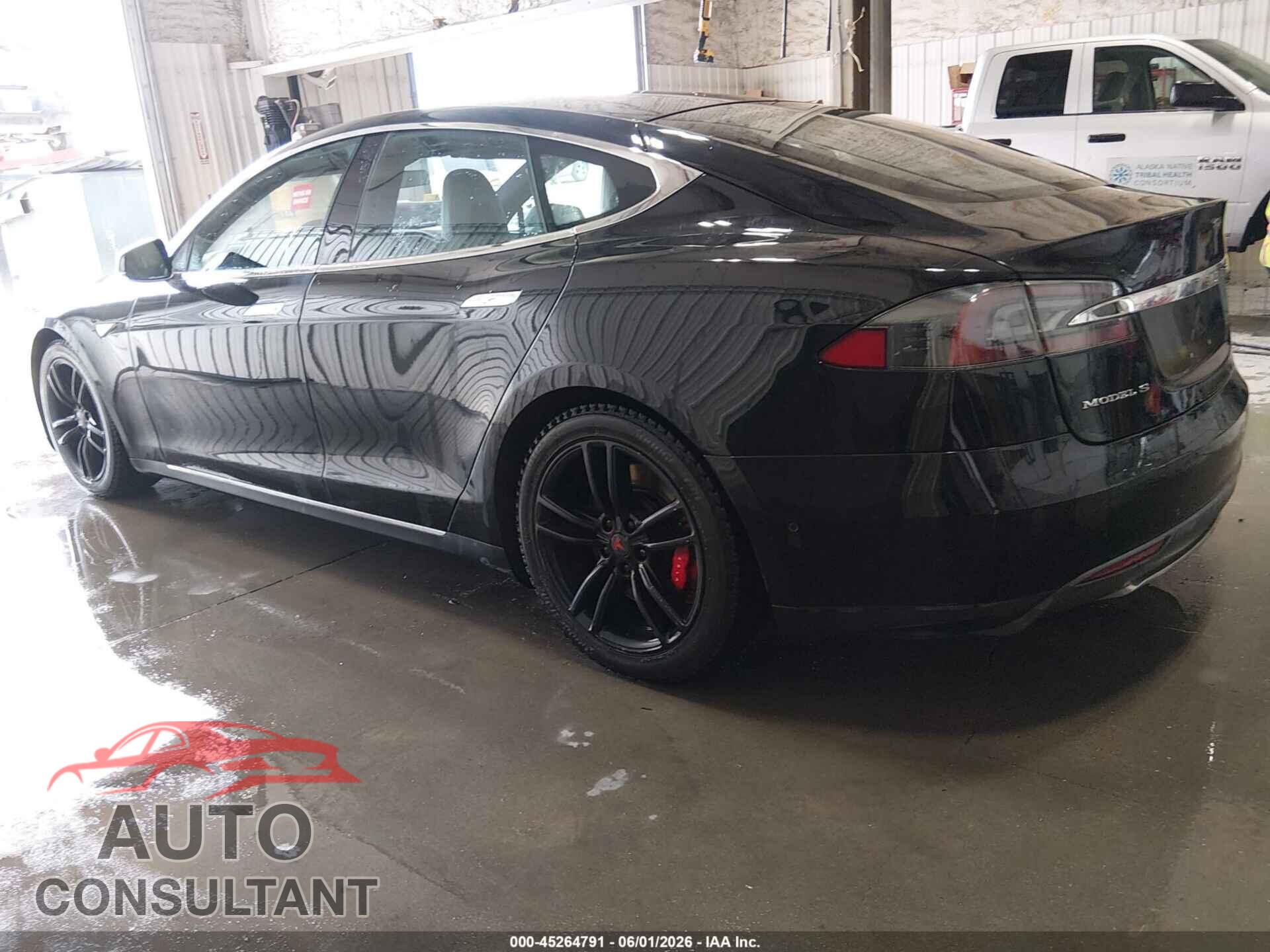 TESLA MODEL S 2014 - 5YJSA1H24EFP65996