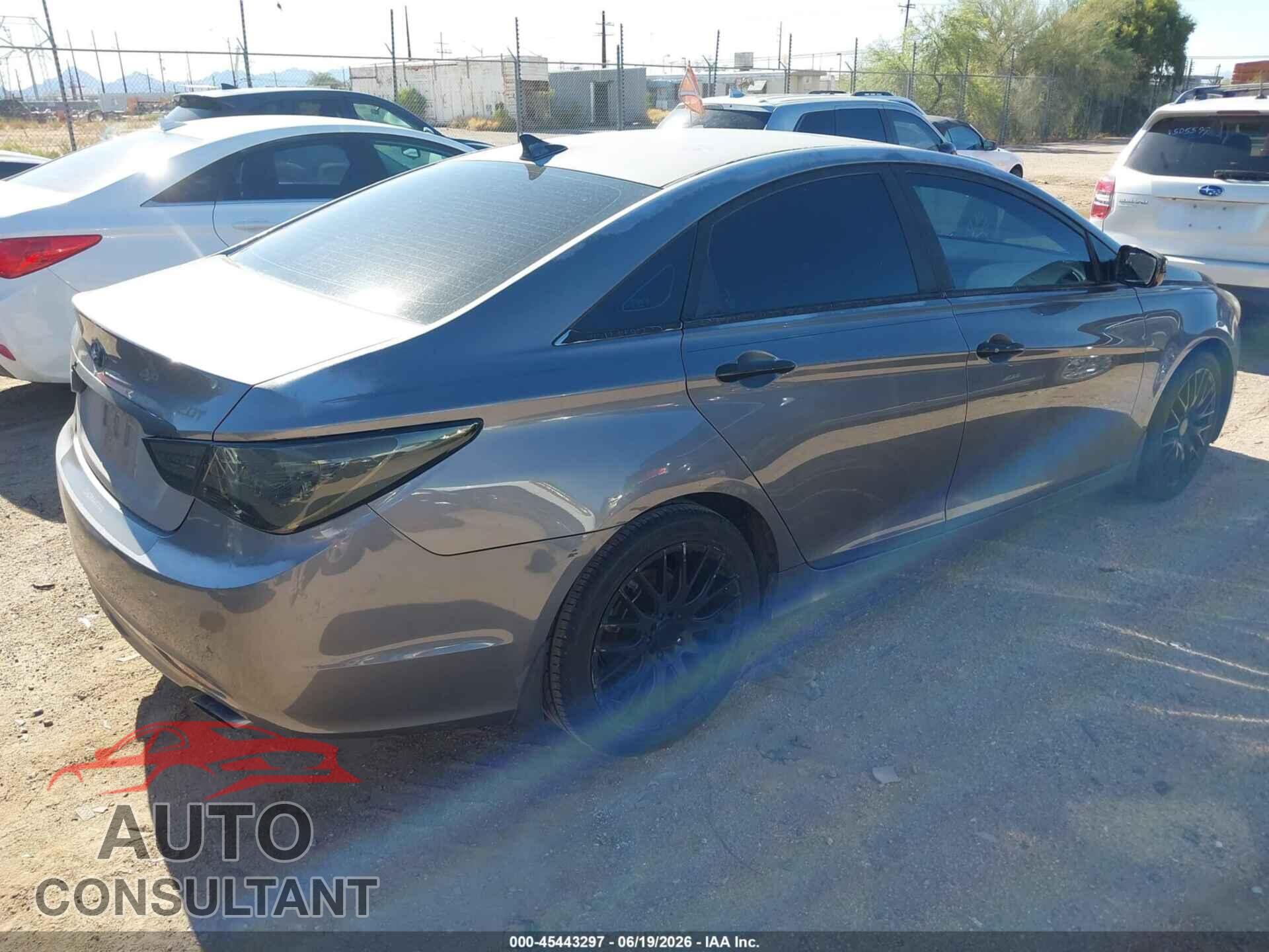 HYUNDAI SONATA 2011 - 5NPEC4AB0BH265883