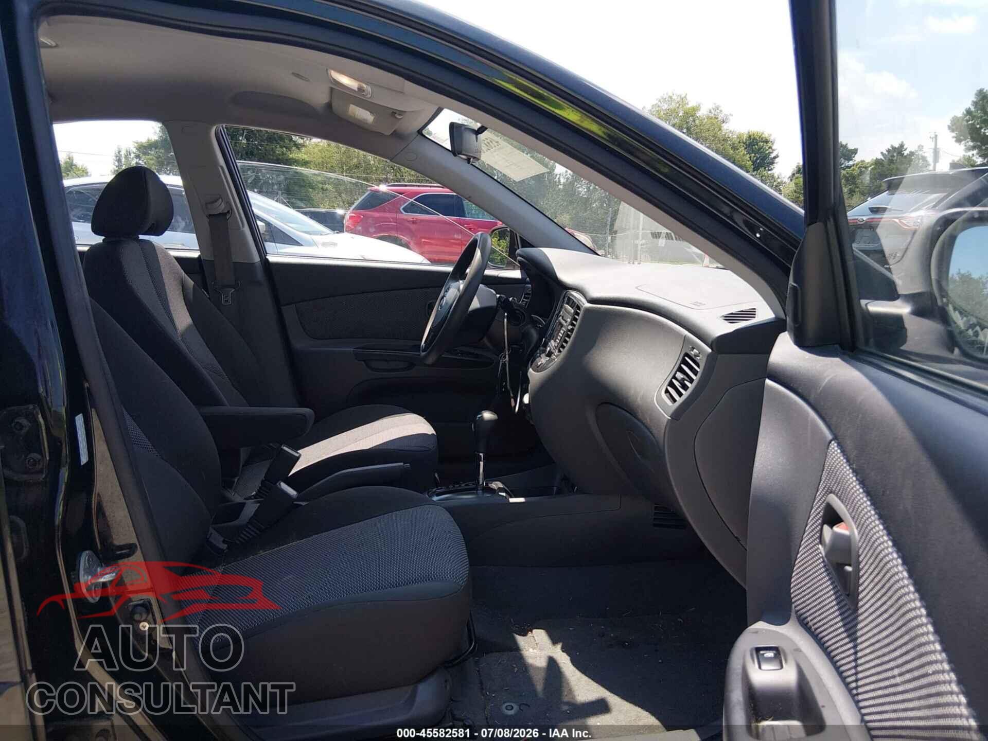 KIA RIO 2011 - KNADH4A36B6863361