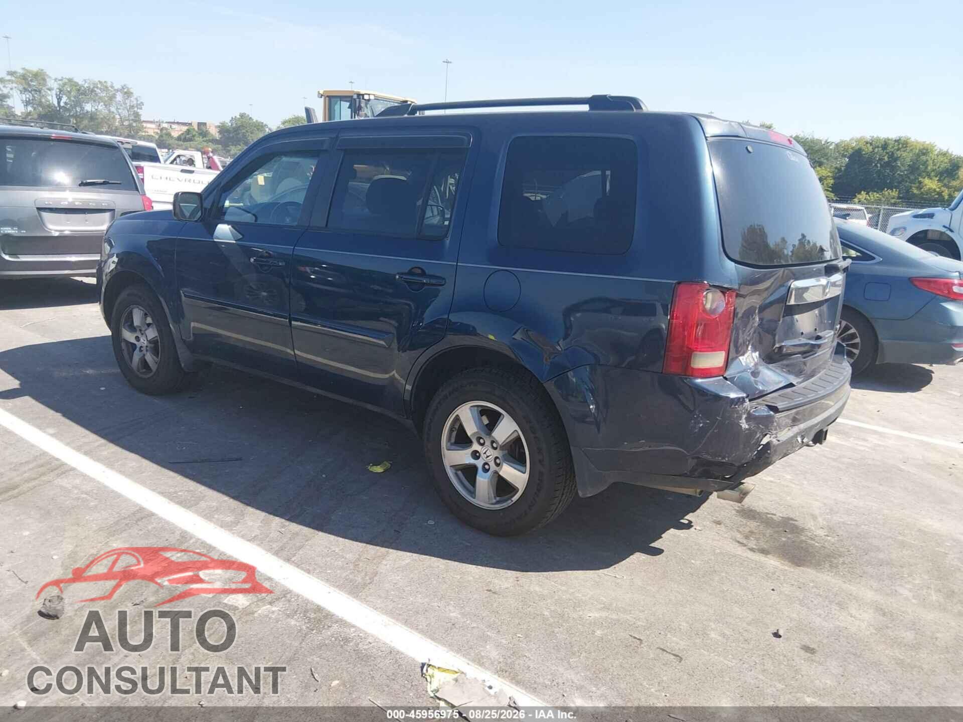 HONDA PILOT 2011 - 5FNYF3H56BB007283