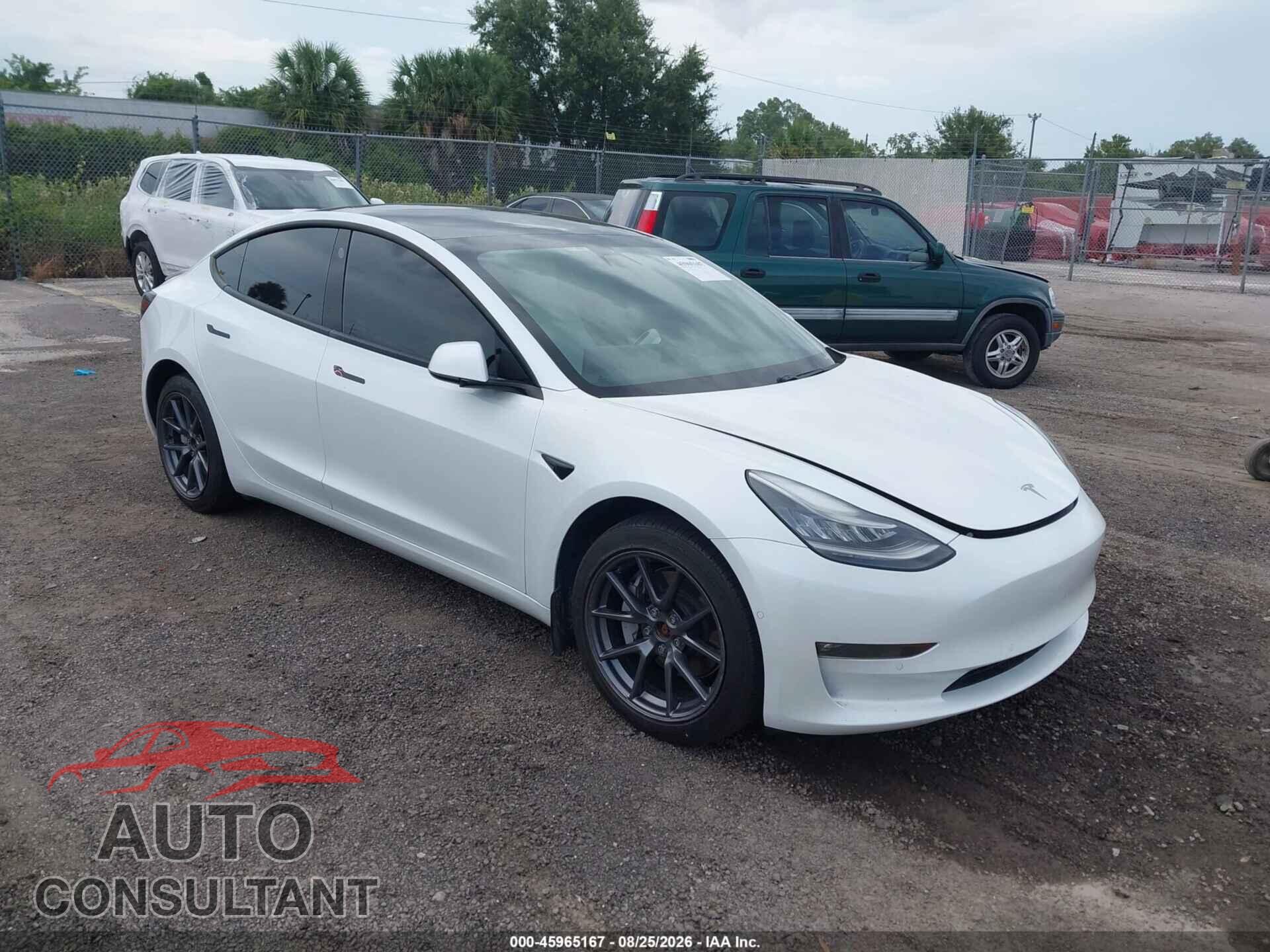 TESLA MODEL 3 2021 - 5YJ3E1EB7MF852786