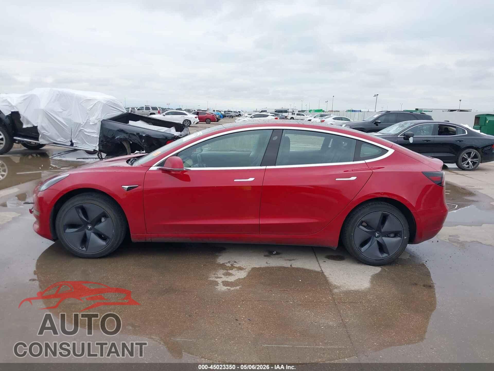 TESLA MODEL 3 2018 - 5YJ3E1EA7JF030718