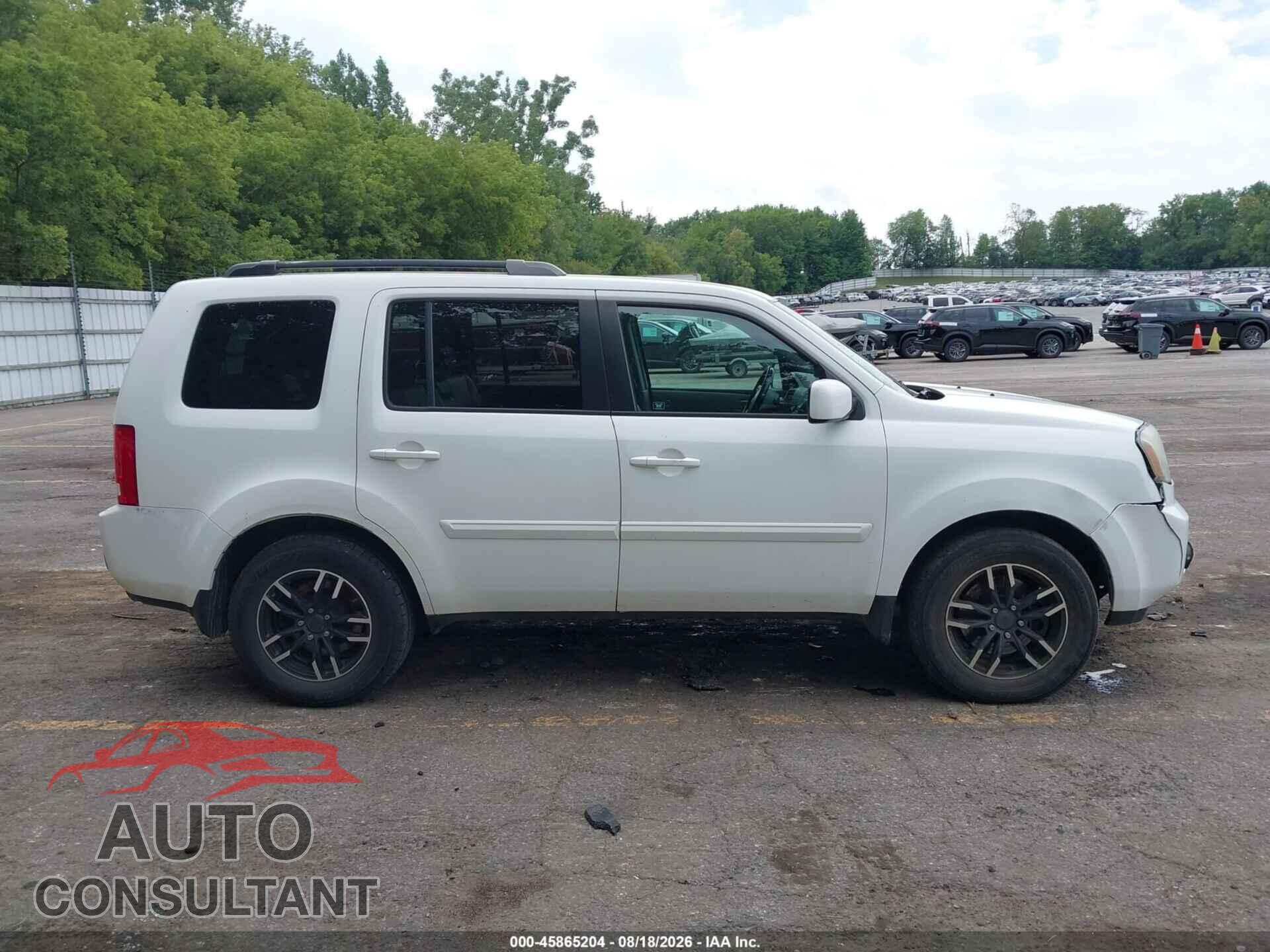 HONDA PILOT 2011 - 5FNYF4H78BB084891