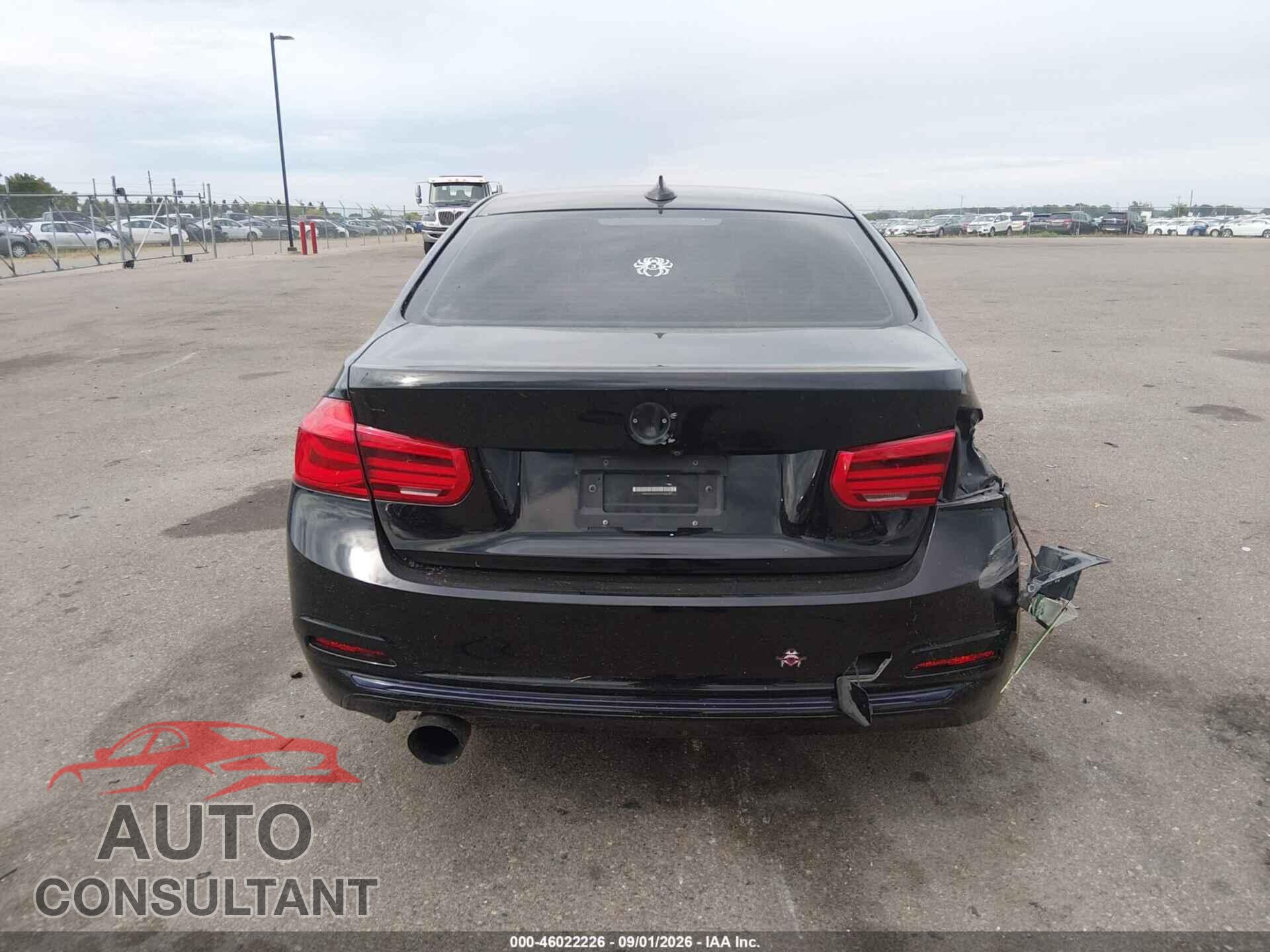 BMW 330I 2018 - WBA8D9G52JNU71663