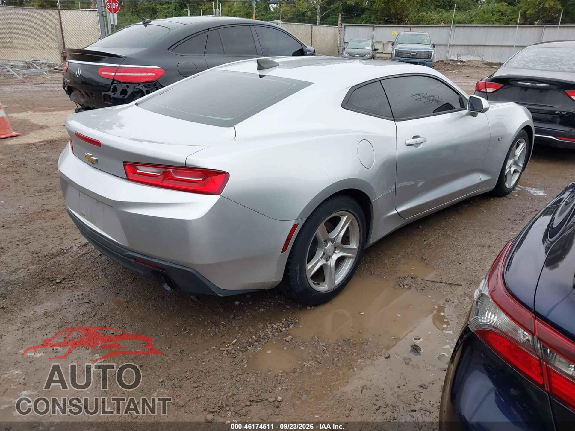 CHEVROLET CAMARO 2017 - 1G1FB1RS9H0206730