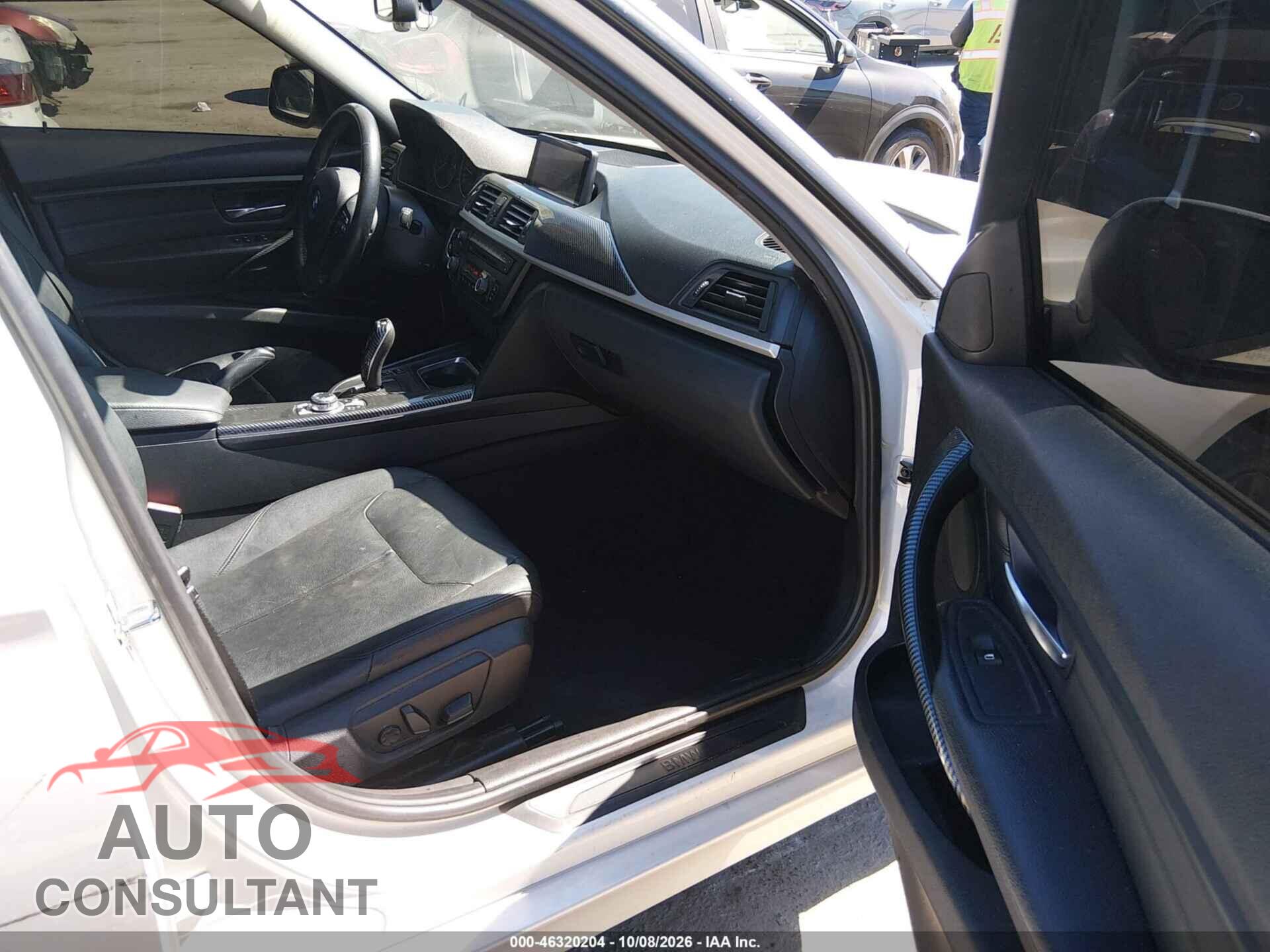 BMW 328I 2012 - WBA3C1C59CF430948