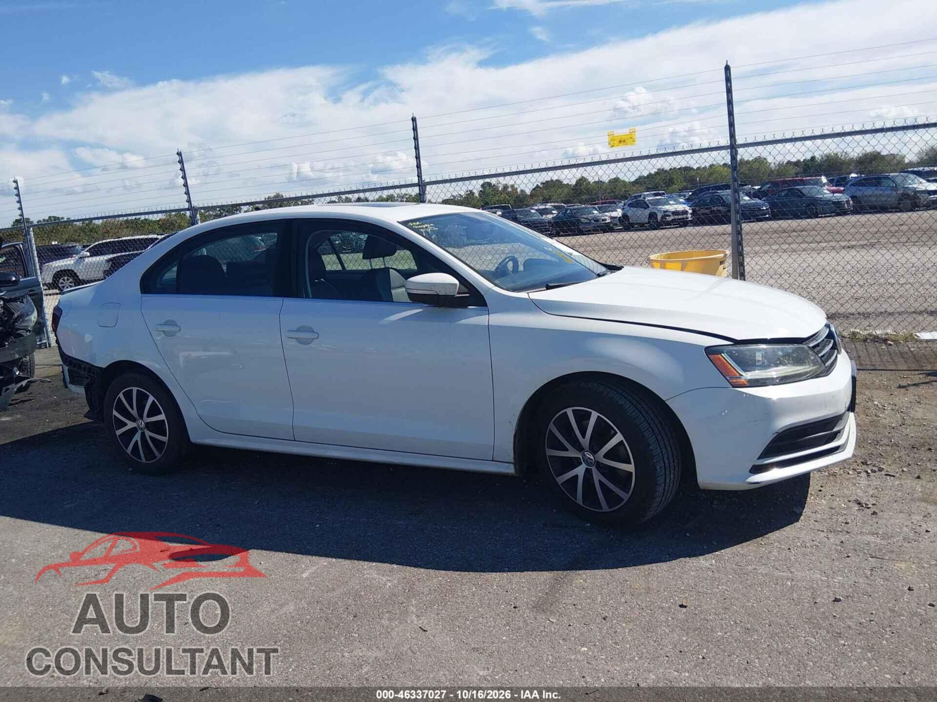 VOLKSWAGEN JETTA 2017 - 3VWDB7AJXHM223583