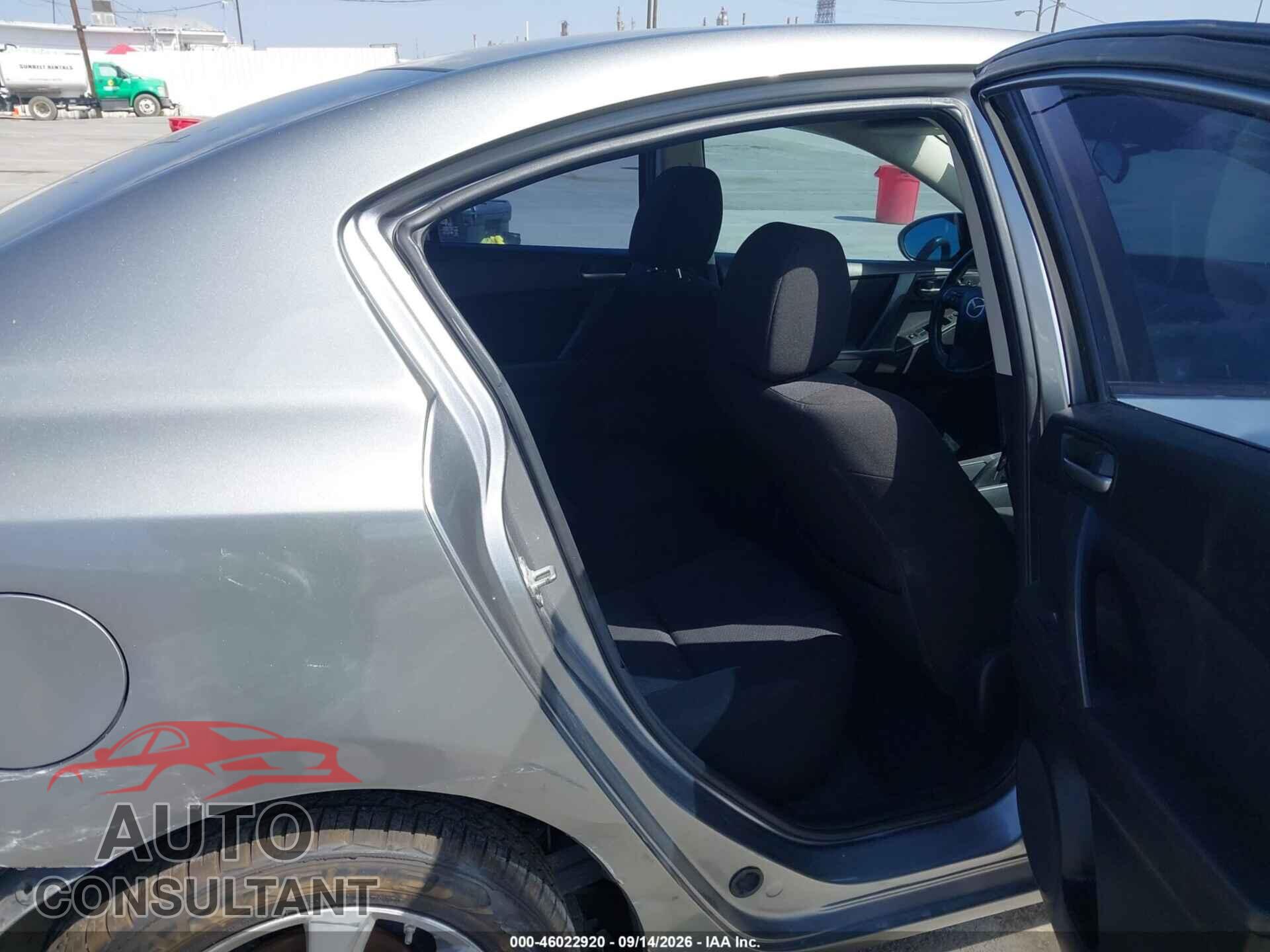 MAZDA MAZDA3 2010 - JM1BL1SG7A1274792