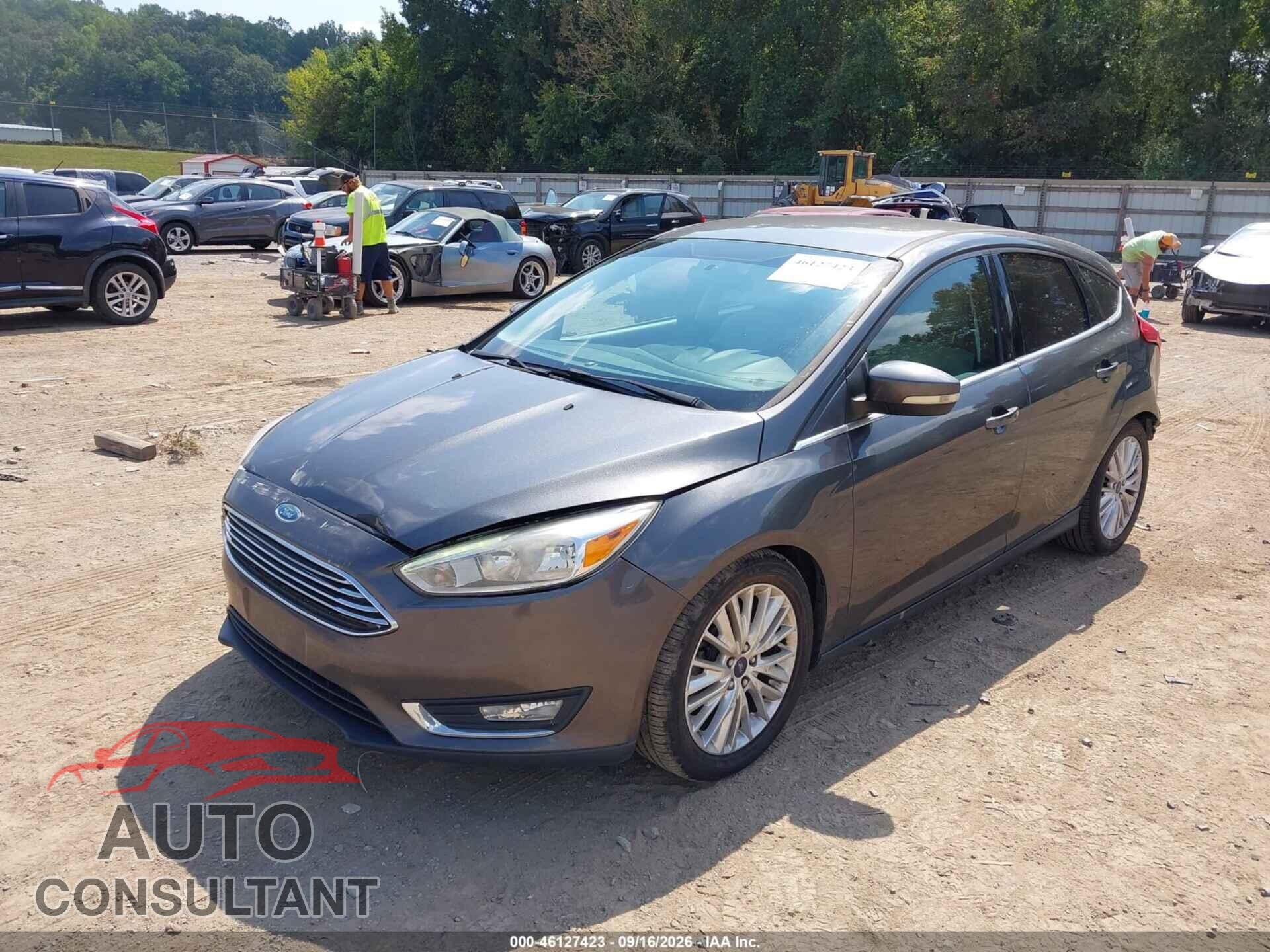 FORD FOCUS 2016 - 1FADP3N23GL235449