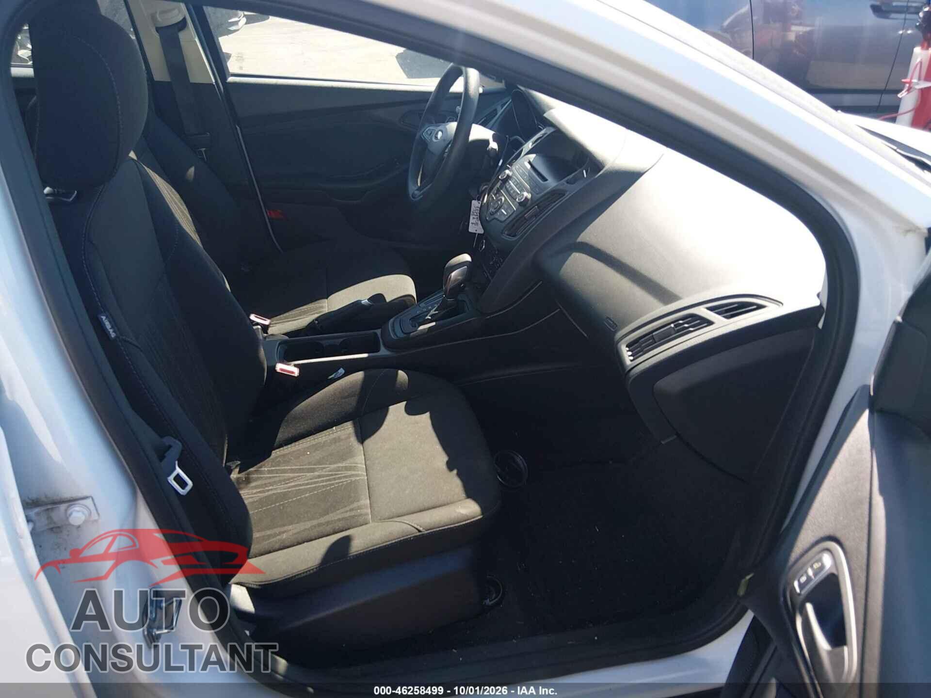 FORD FOCUS 2017 - 1FADP3E21HL264207