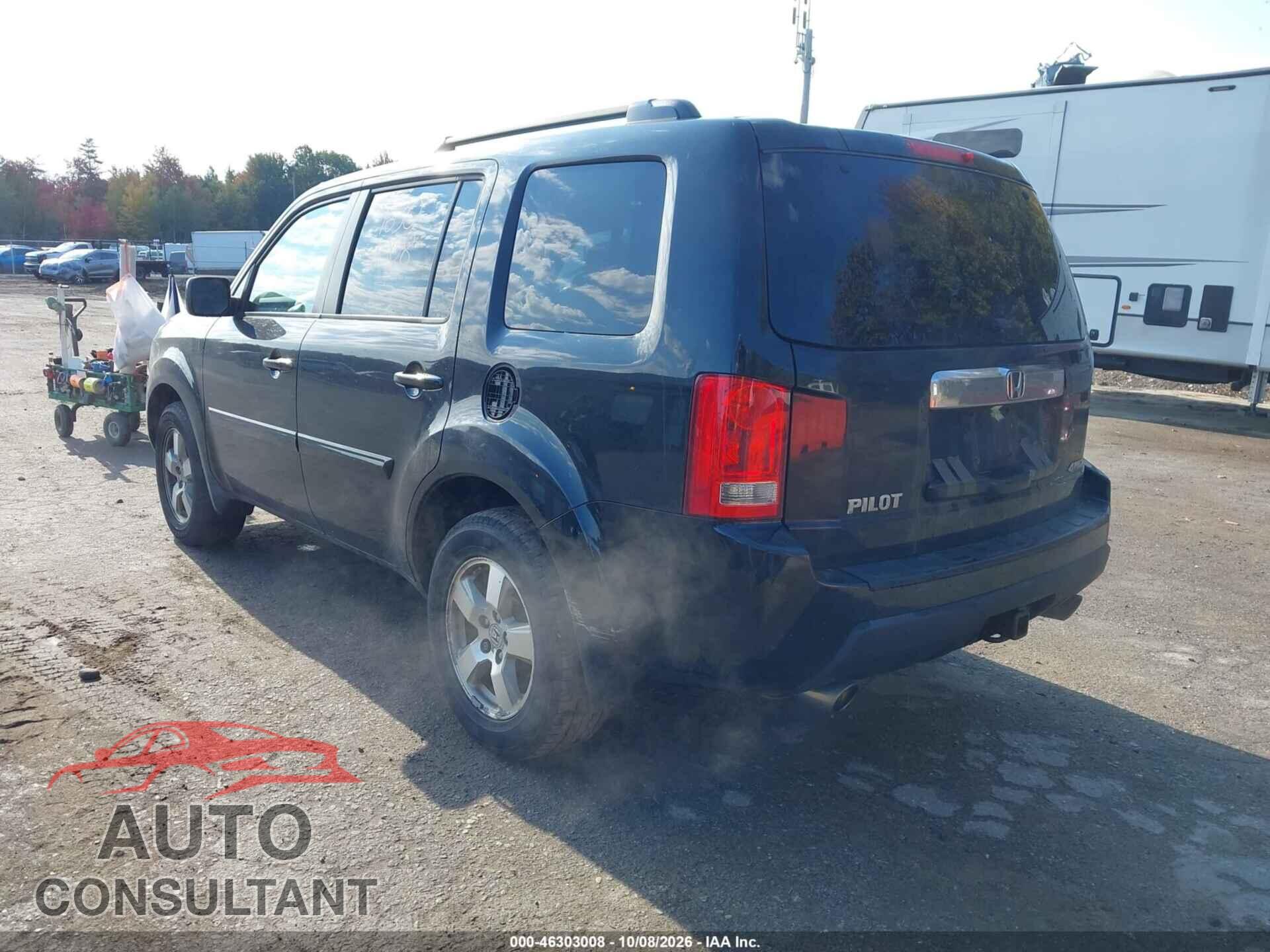 HONDA PILOT 2011 - 5FNYF4H45BB037565