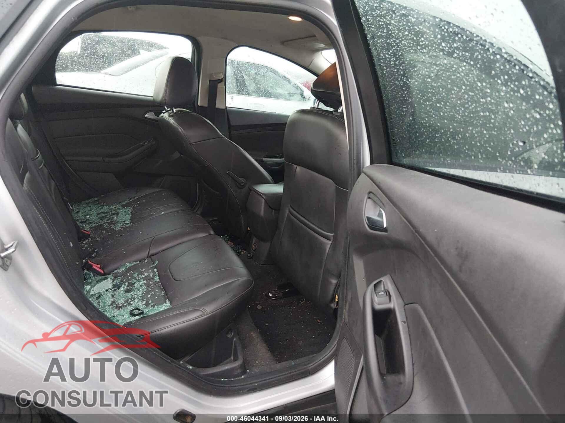 FORD FOCUS 2013 - 1FADP3F2XDL144320