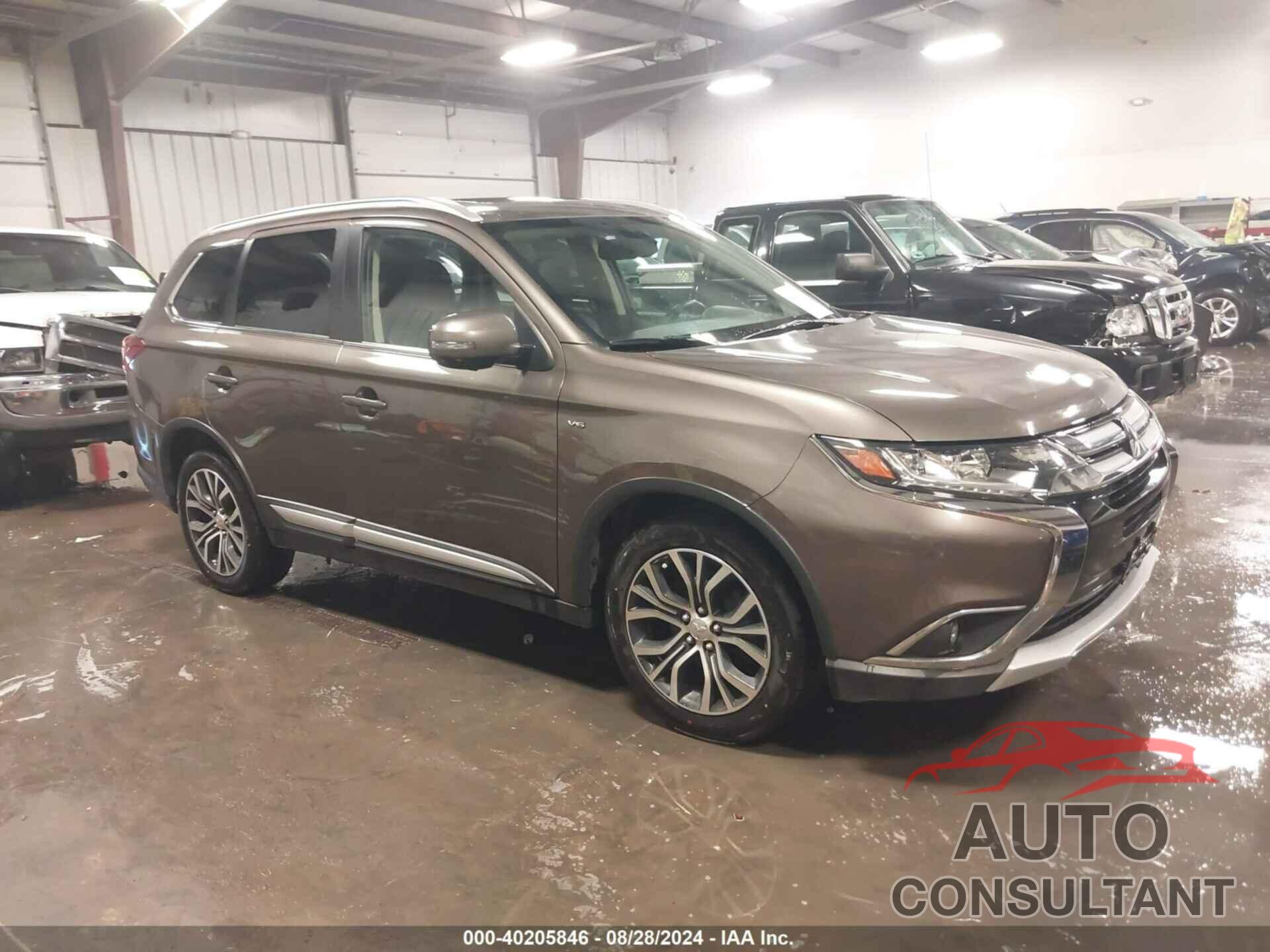 MITSUBISHI OUTLANDER 2018 - JA4JZ4AX0JZ051549