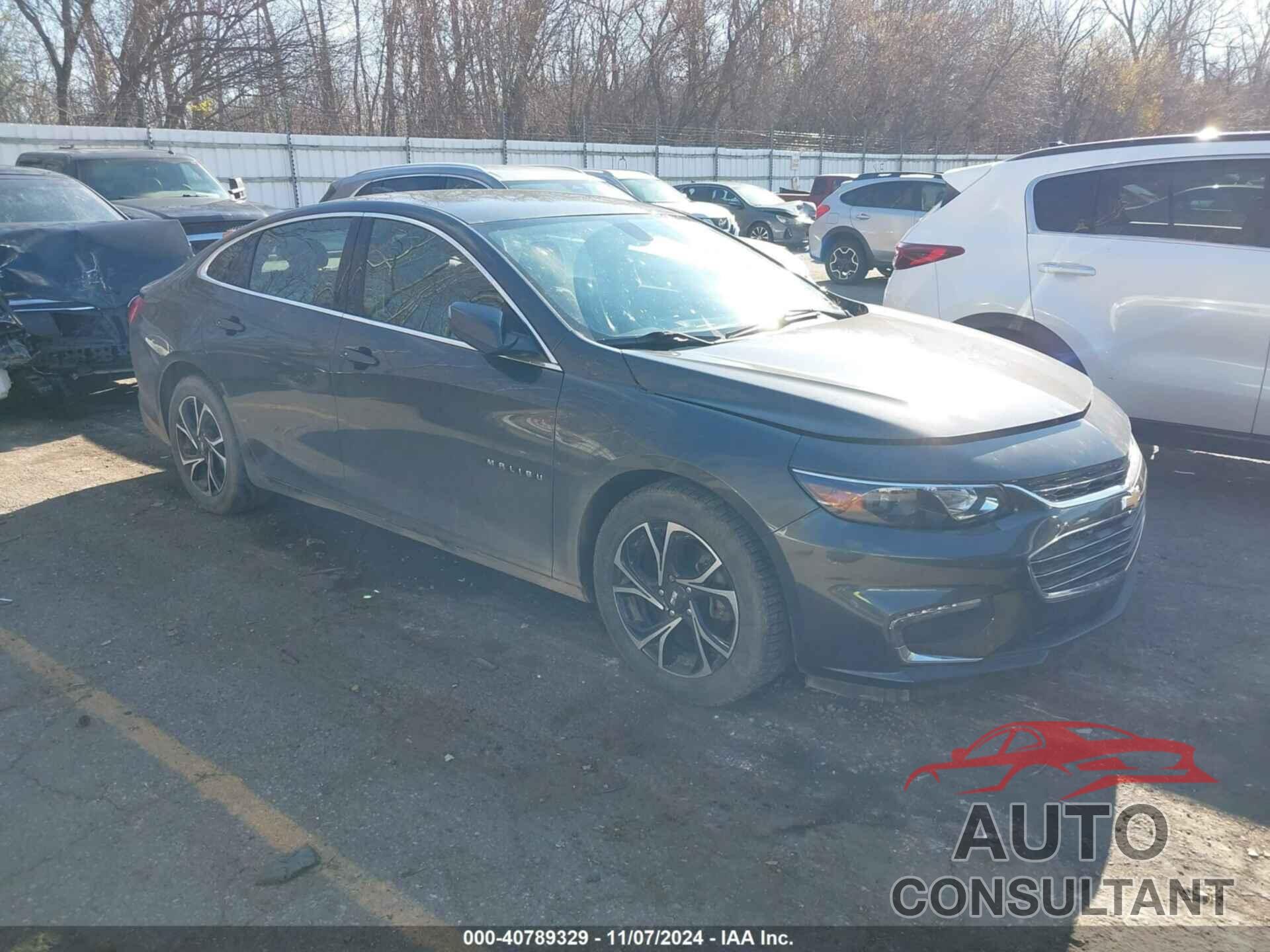 CHEVROLET MALIBU 2018 - 1G1ZD5ST2JF151896